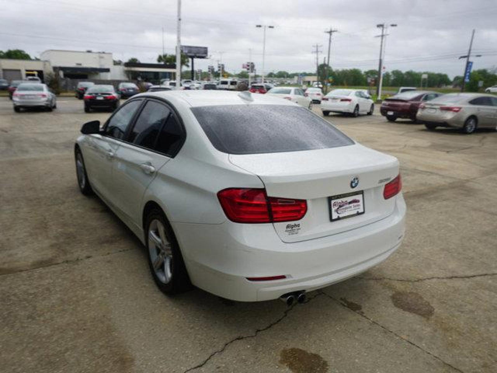 2014 White BMW 3 Series (WBA3C1C57EK) with an 2.0L 4Cyl Turbo engine, 8 Spd Automatic transmission, located at 6904 Johnston St., Lafayette, LA, 70503, (337) 988-1960, 30.143589, -92.100601 - Prices are subject to change as improvements done by the service dept. Prices are for Cash sales only, Plus TTL. This Vehicle is Serviced well and Warranties Available too. Easy Financing. Drives Great and everything works. Price subject to change as improvements done by the service dept. Easy CR - Photo #7