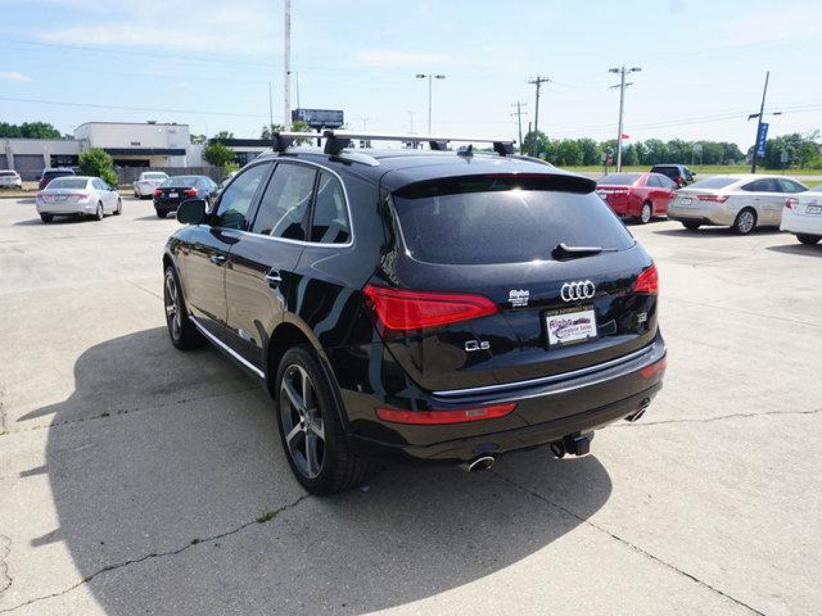 2015 Black Audi Q5 (WA1CMAFP9FA) with an 3.0L V6 Turbo Diesel engine, Automatic transmission, located at 6904 Johnston St., Lafayette, LA, 70503, (337) 988-1960, 30.143589, -92.100601 - Prices are subject to change as improvements done by the service dept. Prices are for Cash sales only, Plus TTL. This Vehicle is Serviced well and Warranties Available too. Easy Financing. Drives Great and everything works. Price subject to change as improvements done by the service dept. Easy CR - Photo #7