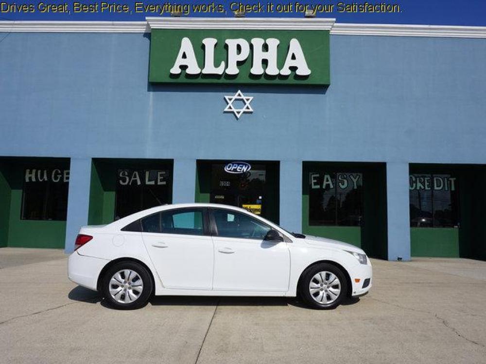2013 White Chevrolet Cruze (1G1PB5SH7D7) with an 1.8L 4Cyl engine, Manual transmission, located at 6904 Johnston St., Lafayette, LA, 70503, (337) 988-1960, 30.143589, -92.100601 - Prices are subject to change as improvements done by the service dept. Prices are for Cash sales only, Plus TTL. This Vehicle is Serviced well and Warranties Available too. Easy Financing. Drives Great and everything works. Price subject to change as improvements done by the service dept. Easy CR - Photo #0