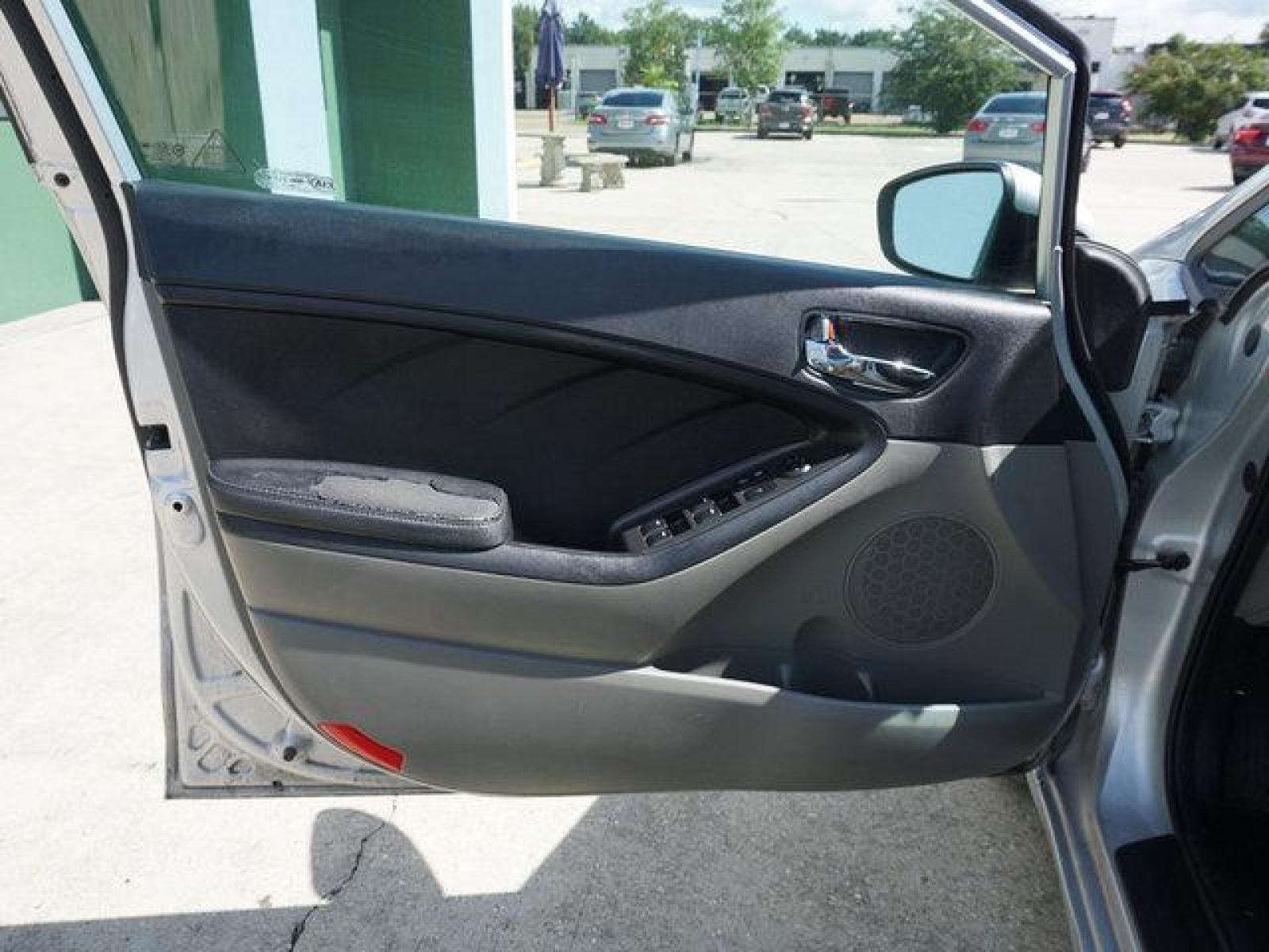 2016 Gray Kia Forte (KNAFK4A62G5) with an 1.8L 4Cyl engine, Automatic transmission, located at 6904 Johnston St., Lafayette, LA, 70503, (337) 988-1960, 30.143589, -92.100601 - Prices are subject to change as improvements done by the service dept. Prices are for Cash sales only, Plus TTL. This Vehicle is Serviced well and Warranties Available too. Easy Financing. Drives Great and everything works. Price subject to change as improvements done by the service dept. Easy CR - Photo #21
