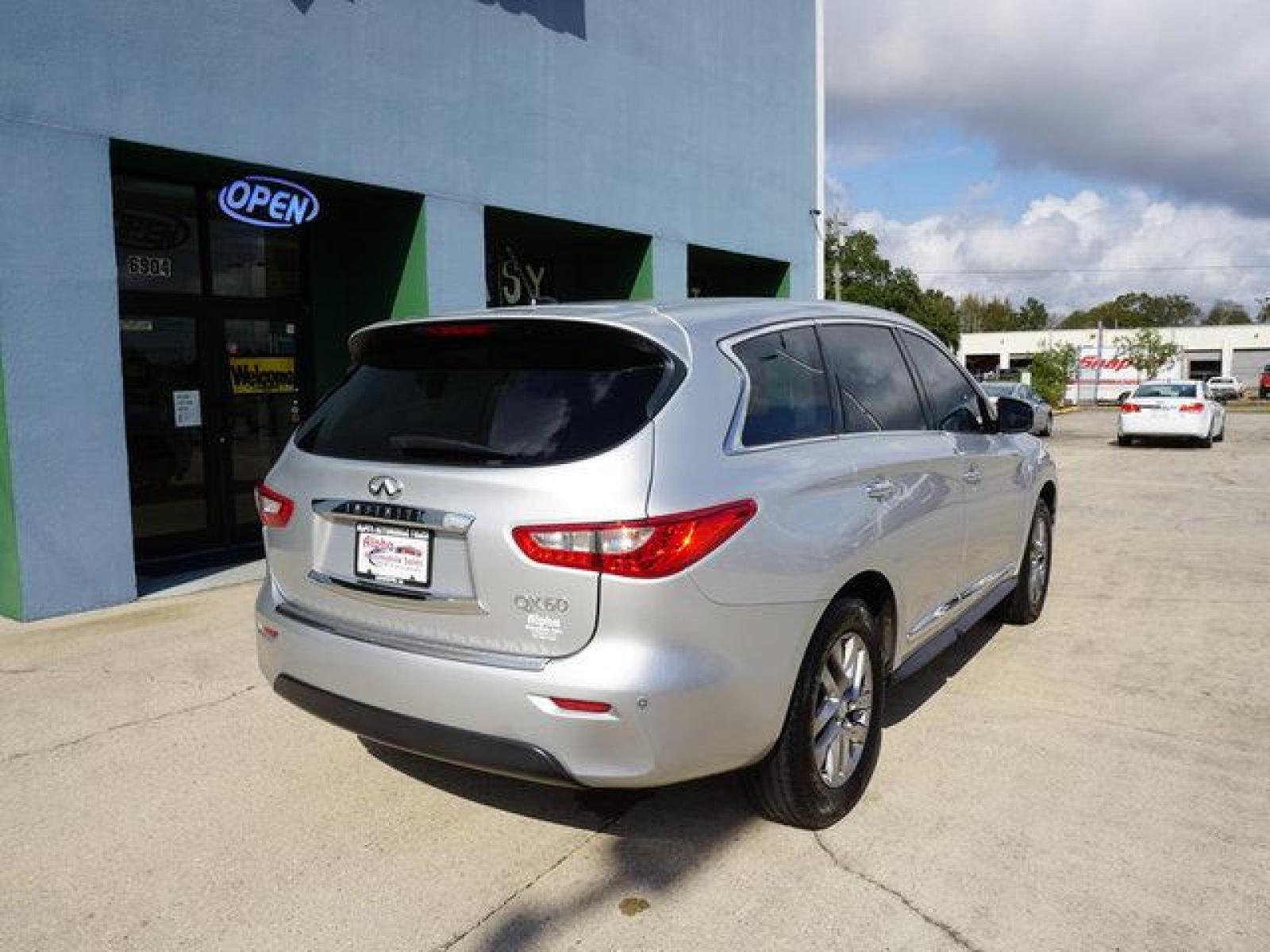 2014 Silver INFINITI QX60 (5N1AL0MN2EC) with an 3.5L V6 engine, Automatic transmission, located at 6904 Johnston St., Lafayette, LA, 70503, (337) 988-1960, 30.143589, -92.100601 - Prices are subject to change as improvements done by the service dept. Prices are for Cash sales only, Plus TTL. This Vehicle is Serviced well and Warranties Available too. Easy Financing. Drives Great and everything works. Price subject to change as improvements done by the service dept. Easy CR - Photo #12