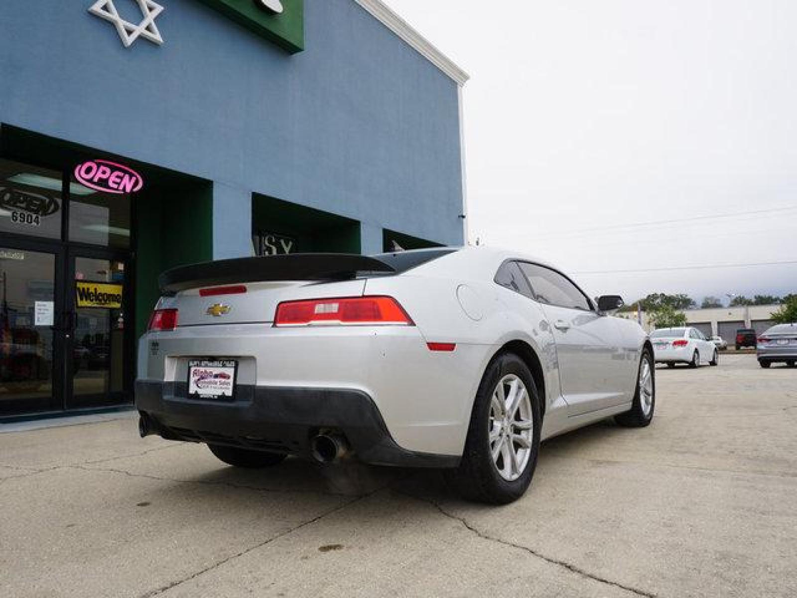2015 Silver Chevrolet Camaro (2G1FB1E34F9) with an 3.6L V6 engine, 6 Spd Automatic transmission, located at 6904 Johnston St., Lafayette, LA, 70503, (337) 988-1960, 30.143589, -92.100601 - Prices are subject to change as improvements done by the service dept. Prices are for Cash sales only, Plus TTL. This Vehicle is Serviced well and Warranties Available too. Easy Financing. Drives Great and everything works. Price subject to change as improvements done by the service dept. Easy CR - Photo #11