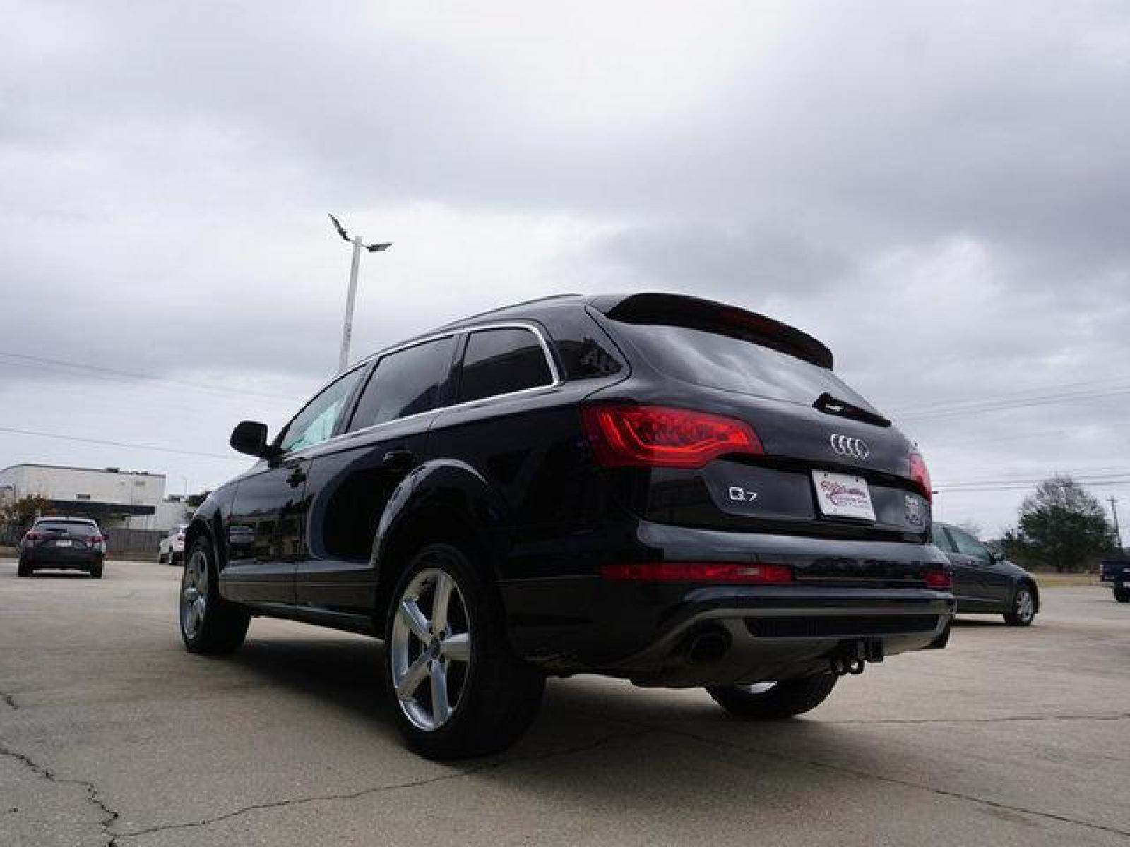 2015 Black Audi Q7 (WA1DGAFE1FD) with an 3.0L V6 Supercharged engine, Automatic transmission, located at 6904 Johnston St., Lafayette, LA, 70503, (337) 988-1960, 30.143589, -92.100601 - Prices are subject to change as improvements done by the service dept. Prices are for Cash sales only, Plus TTL. This Vehicle is Serviced well and Warranties Available too. Easy Financing. Drives Great and everything works. Price subject to change as improvements done by the service dept. Easy CR - Photo #8