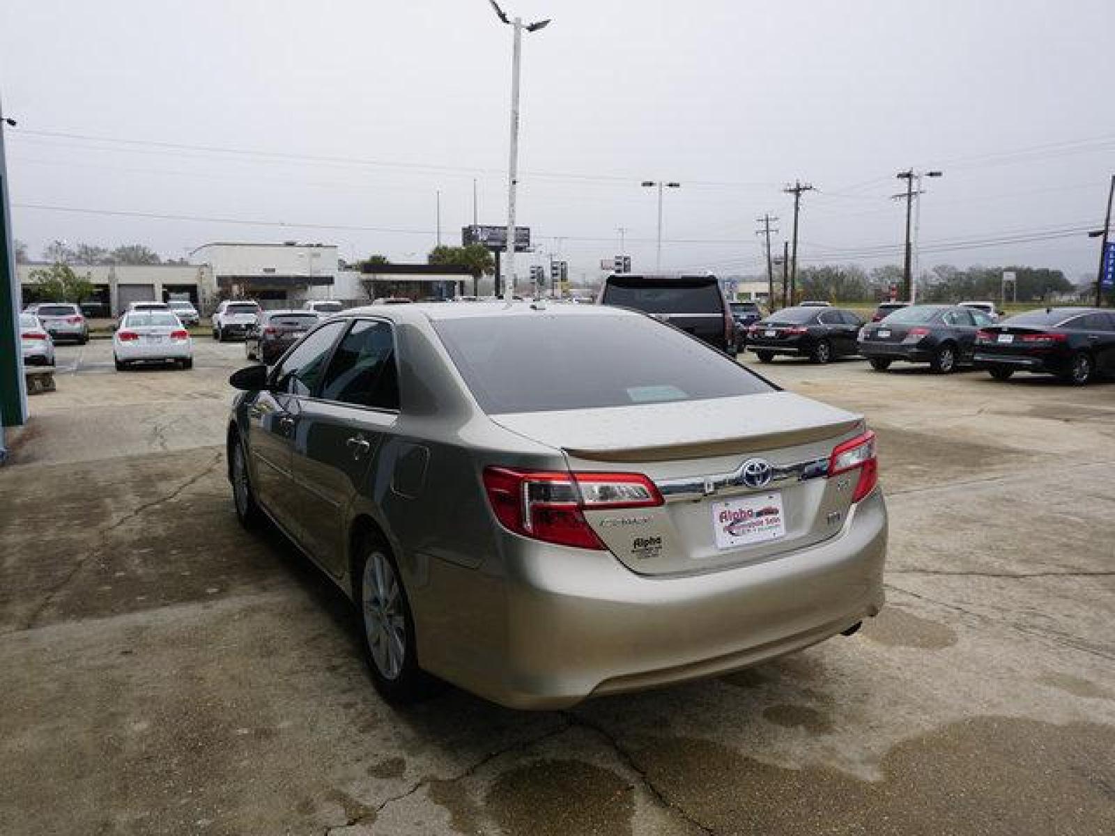 2013 Sliver Toyota Camry (4T1BD1FK1DU) with an 2.5L 4Cyl engine, Automatic transmission, located at 6904 Johnston St., Lafayette, LA, 70503, (337) 988-1960, 30.143589, -92.100601 - Prices are subject to change as improvements done by the service dept. Prices are for Cash sales only, Plus TTL. This Vehicle is Serviced well and Warranties Available too. Easy Financing. Drives Great and everything works. Price subject to change as improvements done by the service dept. Easy CR - Photo #9