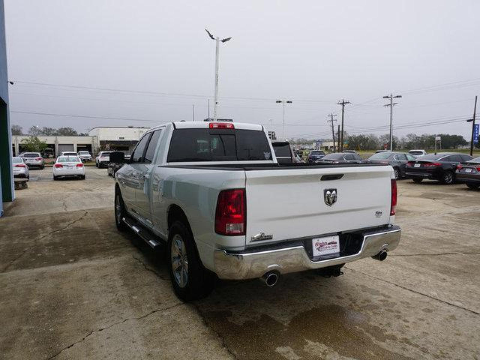 2014 White Ram 1500 (1C6RR6GT3ES) with an 5.7L 8 Cyl engine, Automatic transmission, located at 6904 Johnston St., Lafayette, LA, 70503, (337) 988-1960, 30.143589, -92.100601 - Prices are subject to change as improvements done by the service dept. Prices are for Cash sales only, Plus TTL. This Vehicle is Serviced well and Warranties Available too. Easy Financing. Drives Great and everything works. Price subject to change as improvements done by the service dept. Easy CR - Photo #9
