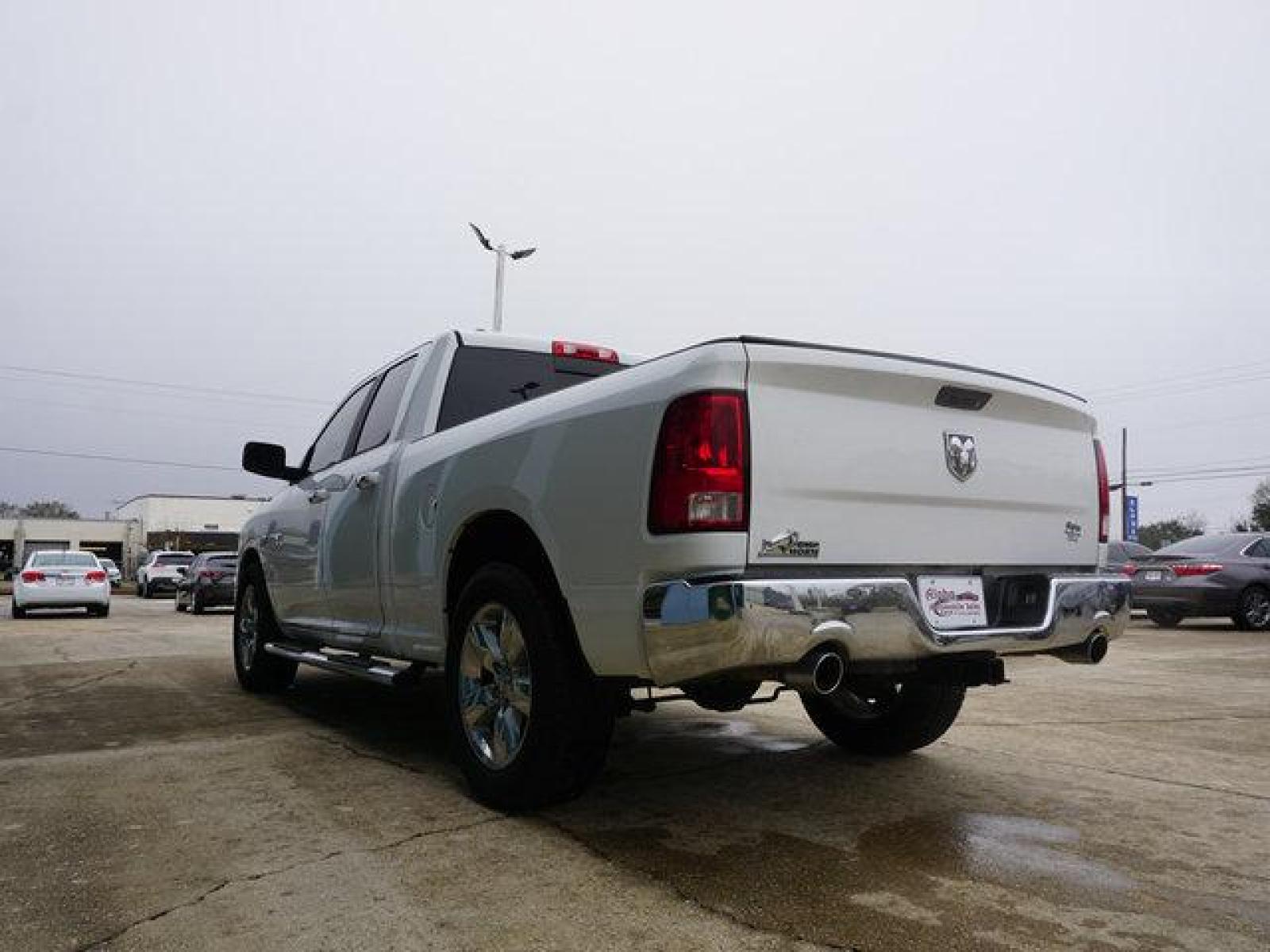 2014 White Ram 1500 (1C6RR6GT3ES) with an 5.7L 8 Cyl engine, Automatic transmission, located at 6904 Johnston St., Lafayette, LA, 70503, (337) 988-1960, 30.143589, -92.100601 - Prices are subject to change as improvements done by the service dept. Prices are for Cash sales only, Plus TTL. This Vehicle is Serviced well and Warranties Available too. Easy Financing. Drives Great and everything works. Price subject to change as improvements done by the service dept. Easy CR - Photo #8