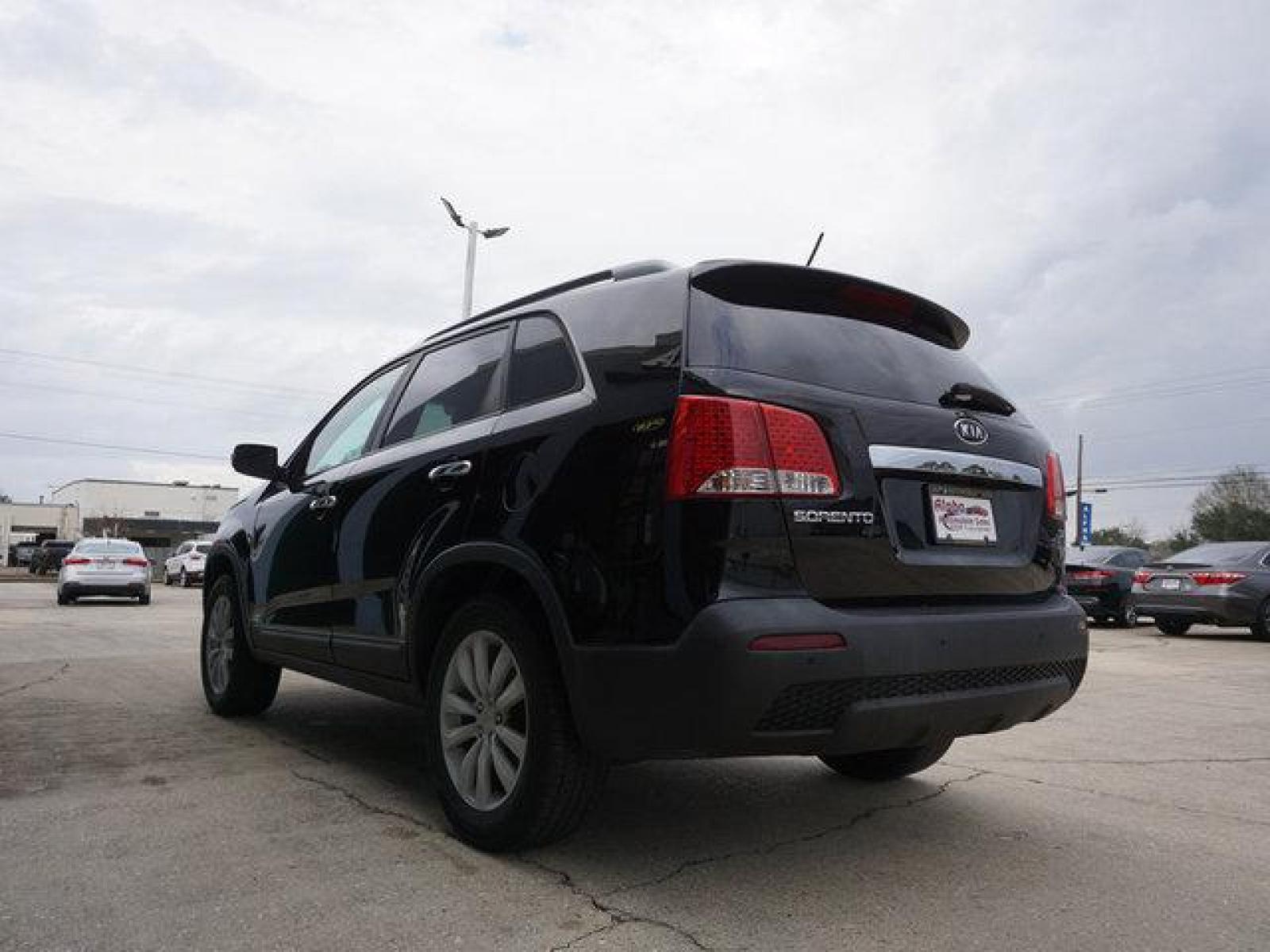 2011 Black Kia Sorento (5XYKUCA16BG) with an 2.4L 4Cyl engine, Automatic transmission, located at 6904 Johnston St., Lafayette, LA, 70503, (337) 988-1960, 30.143589, -92.100601 - Has a new Transmission, Peace of Mind. Prices are subject to change as improvements done by the service dept. Prices are for Cash sales only, Plus TTL. This Vehicle is Serviced well and Warranties Available too. Easy Financing. Drives Great and everything works. Price subject to change as improv - Photo #8