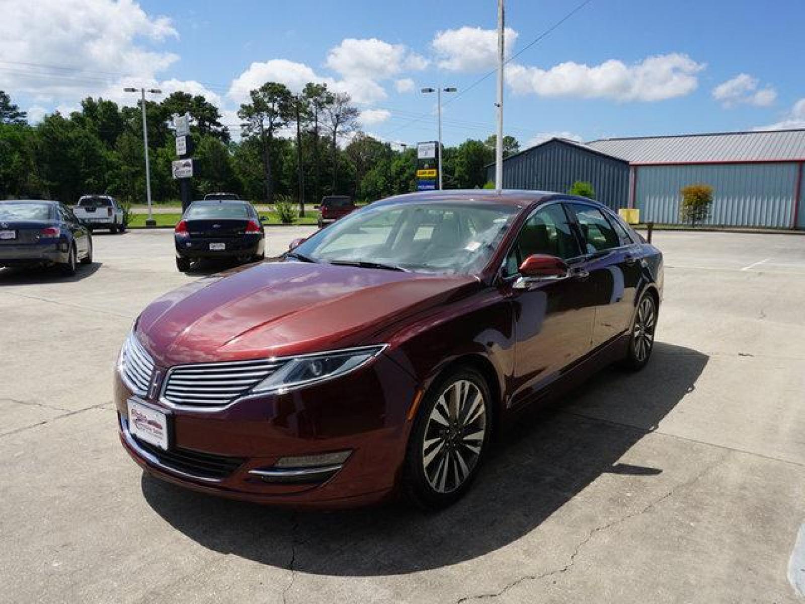 2012 White Lincoln MKZ (3LNDL2L31CR) with an 2.5L 4 Cyl engine, Automatic transmission, located at 6904 Johnston St., Lafayette, LA, 70503, (337) 988-1960, 30.143589, -92.100601 - Prices are subject to change as improvements done by the service dept. Prices are for Cash sales only, Plus TTL. This Vehicle is Serviced well and Warranties Available too. Easy Financing. Drives Great and everything works. Price subject to change as improvements done by the service dept. Easy CR - Photo #6