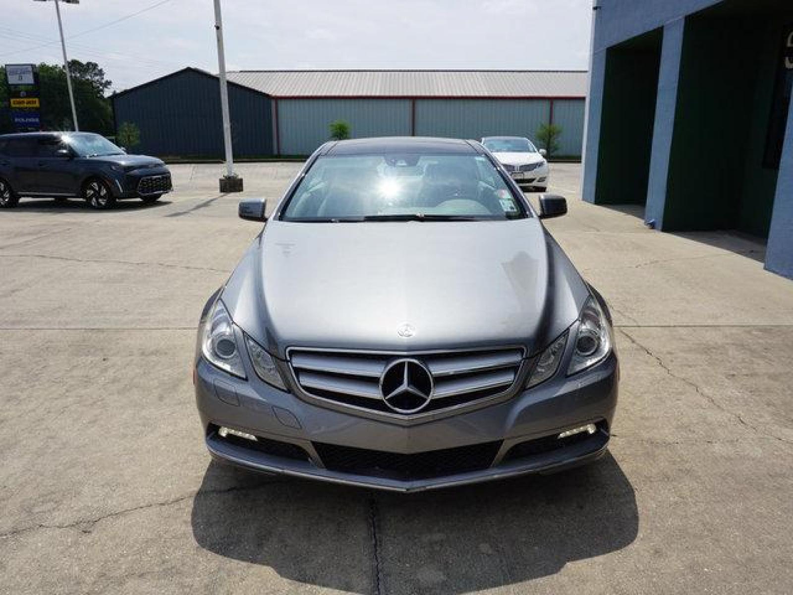 2010 Silver Mercedes-Benz E-Class (WDDKJ5GB8AF) with an 3.5L V6 engine, 7 Spd Automatic transmission, located at 6904 Johnston St., Lafayette, LA, 70503, (337) 988-1960, 30.143589, -92.100601 - Prices are subject to change as improvements done by the service dept. Prices are for Cash sales only, Plus TTL. This Vehicle is Serviced well and Warranties Available too. Easy Financing. Drives Great and everything works. Price subject to change as improvements done by the service dept. Easy CR - Photo #4