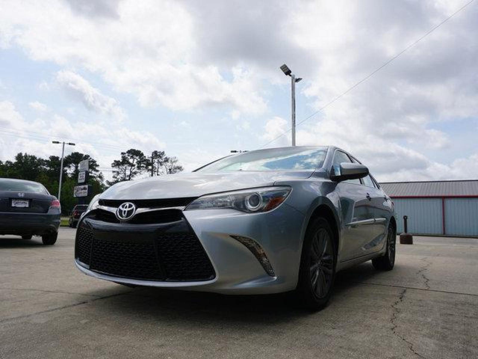 2017 Silver Toyota Camry (4T1BF1FK8HU) with an 2.5L 4Cyl engine, Automatic transmission, located at 6904 Johnston St., Lafayette, LA, 70503, (337) 988-1960, 30.143589, -92.100601 - Prices are subject to change as improvements done by the service dept. Prices are for Cash sales only, Plus TTL. This Vehicle is Serviced well and Warranties Available too. Easy Financing. Drives Great and everything works. Price subject to change as improvements done by the service dept. Easy CR - Photo #5