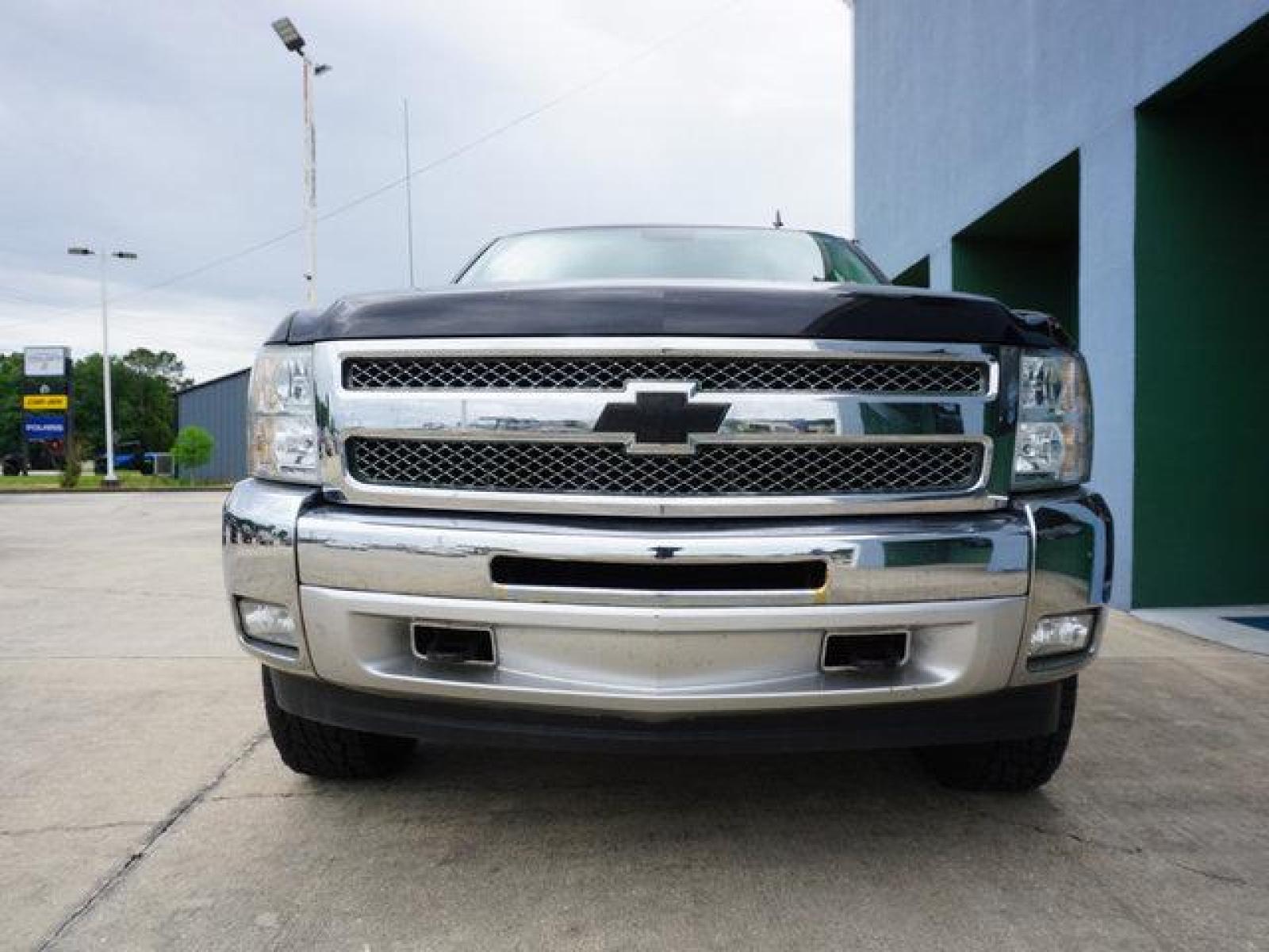 2012 Black Chevrolet Silverado 1500 (1GCRKSE71CZ) with an 5.3L 8 Cyl engine, 4 Spd Automatic transmission, located at 6904 Johnston St., Lafayette, LA, 70503, (337) 988-1960, 30.143589, -92.100601 - Prices are subject to change as improvements done by the service dept. Prices are for Cash sales only, Plus TTL. This Vehicle is Serviced well and Warranties Available too. Easy Financing. Drives Great and everything works. Price subject to change as improvements done by the service dept. Easy CR - Photo #3