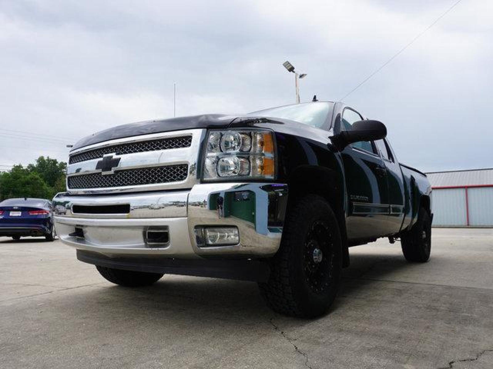 2012 Black Chevrolet Silverado 1500 (1GCRKSE71CZ) with an 5.3L 8 Cyl engine, 4 Spd Automatic transmission, located at 6904 Johnston St., Lafayette, LA, 70503, (337) 988-1960, 30.143589, -92.100601 - Prices are subject to change as improvements done by the service dept. Prices are for Cash sales only, Plus TTL. This Vehicle is Serviced well and Warranties Available too. Easy Financing. Drives Great and everything works. Price subject to change as improvements done by the service dept. Easy CR - Photo #5