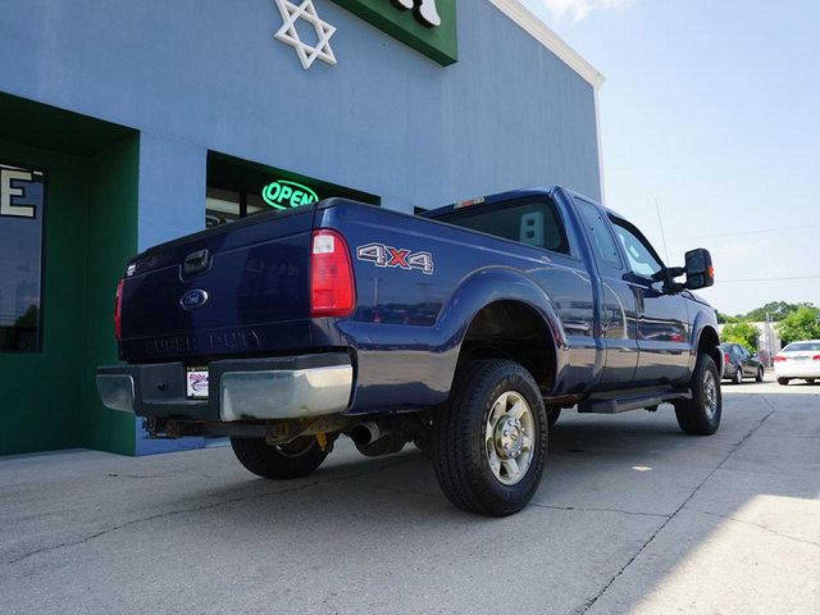 2016 Blue Ford F-250 (1FT7X2B69GE) with an 6.2L 8 Cyl engine, 6 Spd Automatic transmission, located at 6904 Johnston St., Lafayette, LA, 70503, (337) 988-1960, 30.143589, -92.100601 - Prices are subject to change as improvements done by the service dept. Prices are for Cash sales only, Plus TTL. This Vehicle is Serviced well and Warranties Available too. Easy Financing. Drives Great and everything works. Price subject to change as improvements done by the service dept. Easy CR - Photo #11