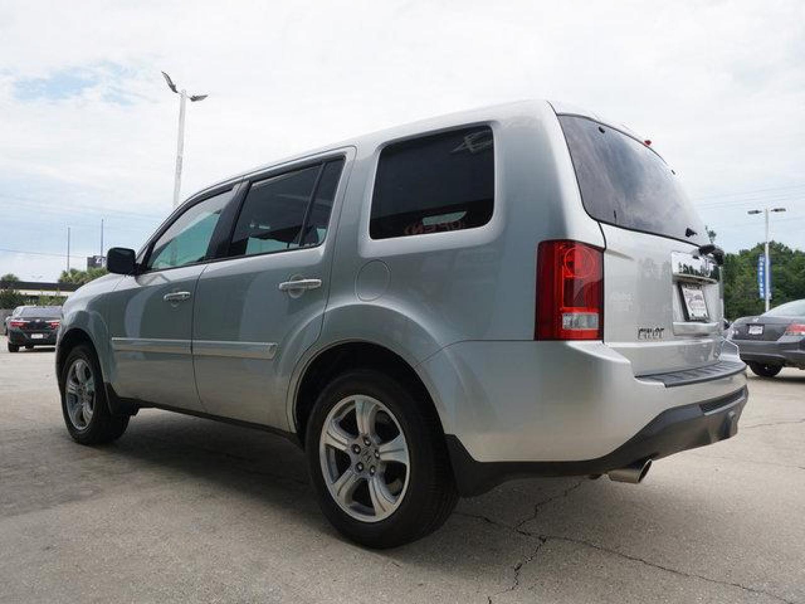 2013 Silver Honda Pilot (5FNYF3H51DB) with an 3.5L V6 engine, Automatic transmission, located at 6904 Johnston St., Lafayette, LA, 70503, (337) 988-1960, 30.143589, -92.100601 - Prices are subject to change as improvements done by the service dept. Prices are for Cash sales only, Plus TTL. This Vehicle is Serviced well and Warranties Available too. Easy Financing. Drives Great and everything works. Price subject to change as improvements done by the service dept. Easy CR - Photo #8
