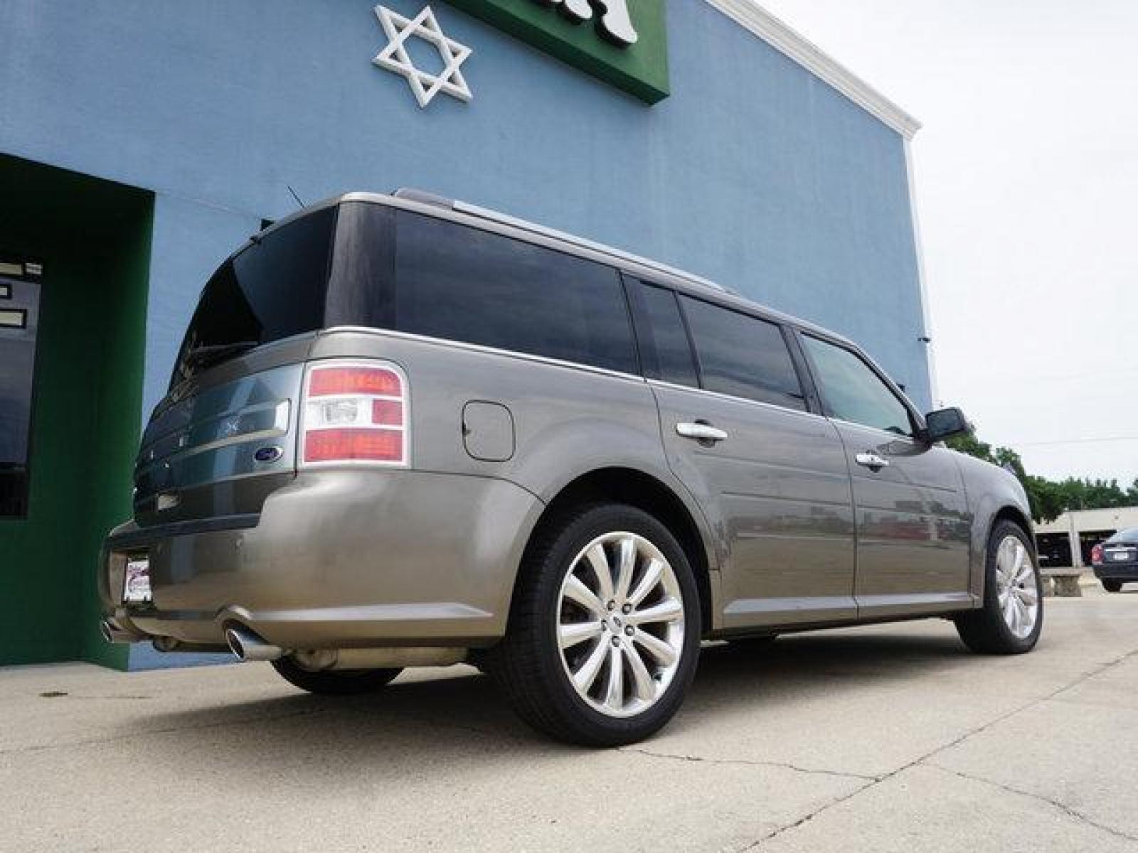 2013 Gray Ford Flex (2FMGK5D83DB) with an 3.5L V6 engine, Automatic transmission, located at 6904 Johnston St., Lafayette, LA, 70503, (337) 988-1960, 30.143589, -92.100601 - Prices are subject to change as improvements done by the service dept. Prices are for Cash sales only, Plus TTL. This Vehicle is Serviced well and Warranties Available too. Easy Financing. Drives Great and everything works. Price subject to change as improvements done by the service dept. Easy CR - Photo #11