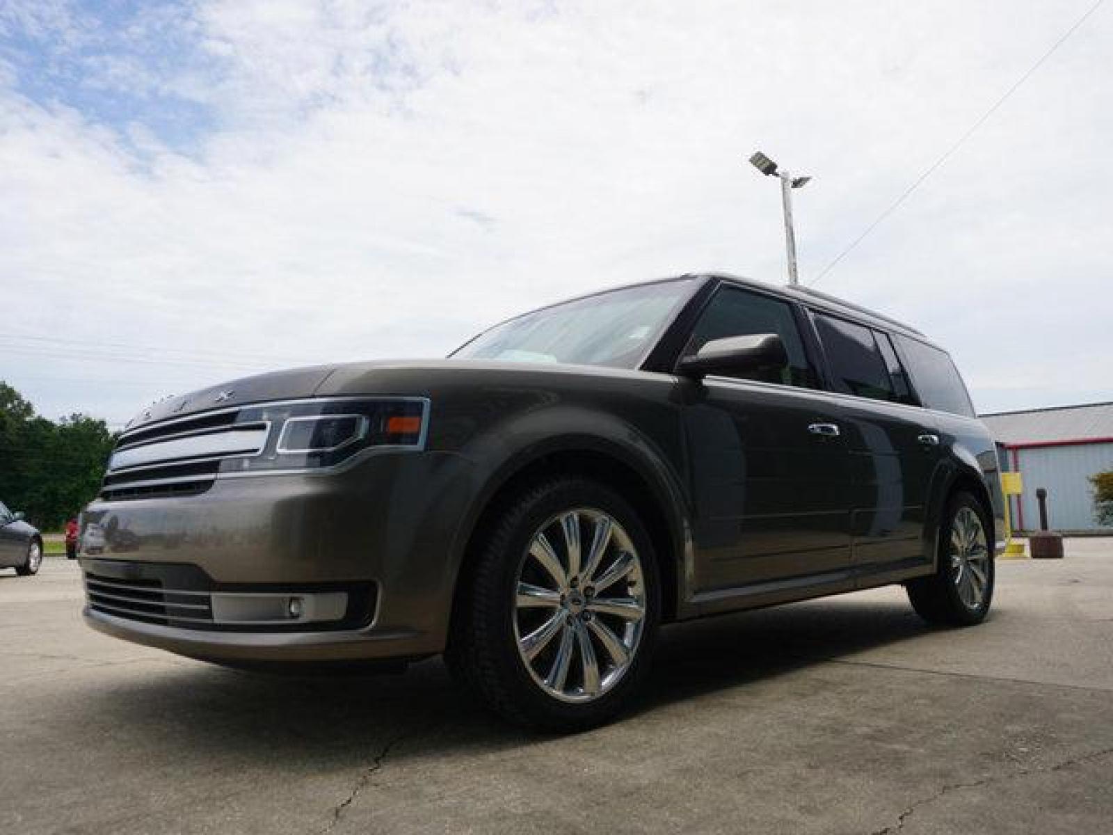 2013 Gray Ford Flex (2FMGK5D83DB) with an 3.5L V6 engine, Automatic transmission, located at 6904 Johnston St., Lafayette, LA, 70503, (337) 988-1960, 30.143589, -92.100601 - Prices are subject to change as improvements done by the service dept. Prices are for Cash sales only, Plus TTL. This Vehicle is Serviced well and Warranties Available too. Easy Financing. Drives Great and everything works. Price subject to change as improvements done by the service dept. Easy CR - Photo #5