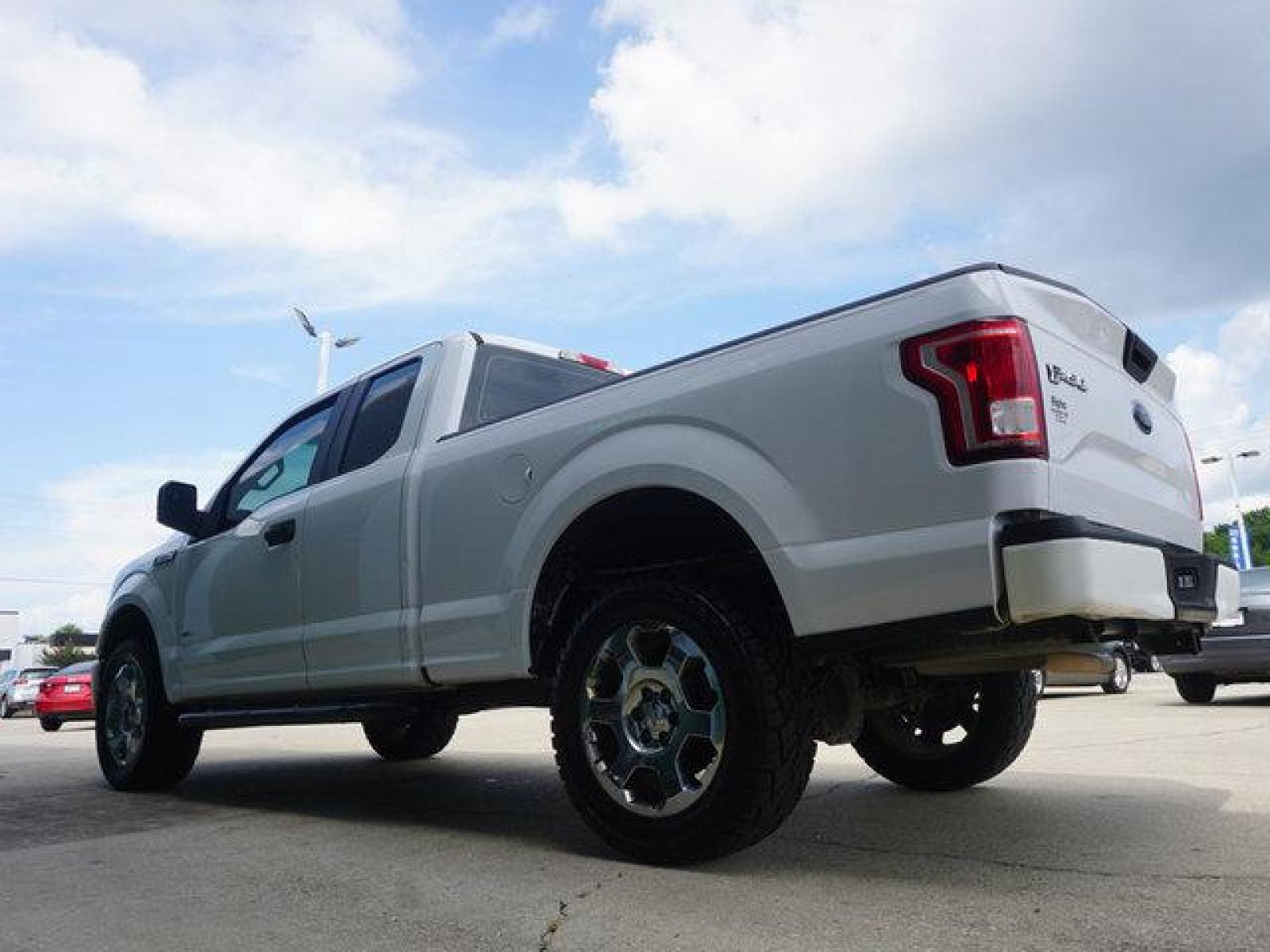 2015 White Ford F-150 (1FTEX1CP7FK) with an 2.7L 6 Cyl engine, 6 Spd Automatic transmission, located at 6904 Johnston St., Lafayette, LA, 70503, (337) 988-1960, 30.143589, -92.100601 - Prices are subject to change as improvements done by the service dept. Prices are for Cash sales only, Plus TTL. This Vehicle is Serviced well and Warranties Available too. Easy Financing. Drives Great and everything works. Price subject to change as improvements done by the service dept. Easy CR - Photo #8