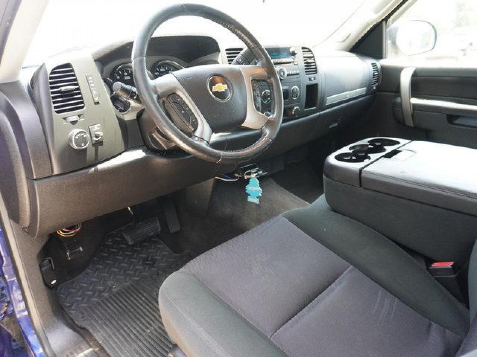 2013 Blue Chevrolet Silverado 1500 (3GCPKSE77DG) with an 5.3L 8 Cyl engine, 4 Spd Automatic transmission, located at 6904 Johnston St., Lafayette, LA, 70503, (337) 988-1960, 30.143589, -92.100601 - Prices are subject to change as improvements done by the service dept. Prices are for Cash sales only, Plus TTL. This Vehicle is Serviced well and Warranties Available too. Easy Financing. Drives Great and everything works. Price subject to change as improvements done by the service dept. Easy CR - Photo #23