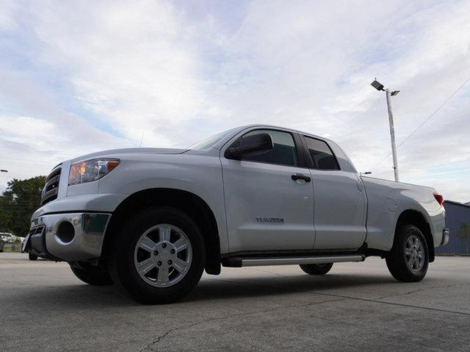 2012 White Toyota Tundra (5TFRM5F1XCX) with an 4.6L V8 engine, Automatic transmission, located at 6904 Johnston St., Lafayette, LA, 70503, (337) 988-1960, 30.143589, -92.100601 - Prices are subject to change as improvements done by the service dept. Prices are for Cash sales only, Plus TTL. This Vehicle is Serviced well and Warranties Available too. Easy Financing. Drives Great and everything works. Price subject to change as improvements done by the service dept. Easy CR - Photo #5