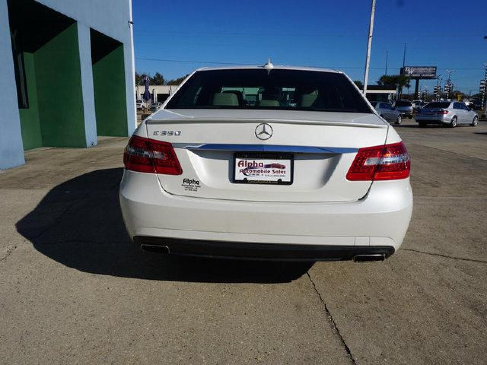 2012 White Mercedes-Benz E-Class (WDDHF5KB4CA) with an 3.5L 6 Cyl engine, 7 Spd Automatic transmission, located at 6904 Johnston St., Lafayette, LA, 70503, (337) 988-1960, 30.143589, -92.100601 - Prices are subject to change as improvements done by the service dept. Prices are for Cash sales only, Plus TTL. This Vehicle is Serviced well and Warranties Available too. Easy Financing. Drives Great and everything works. Price subject to change as improvements done by the service dept. Easy CR - Photo #10