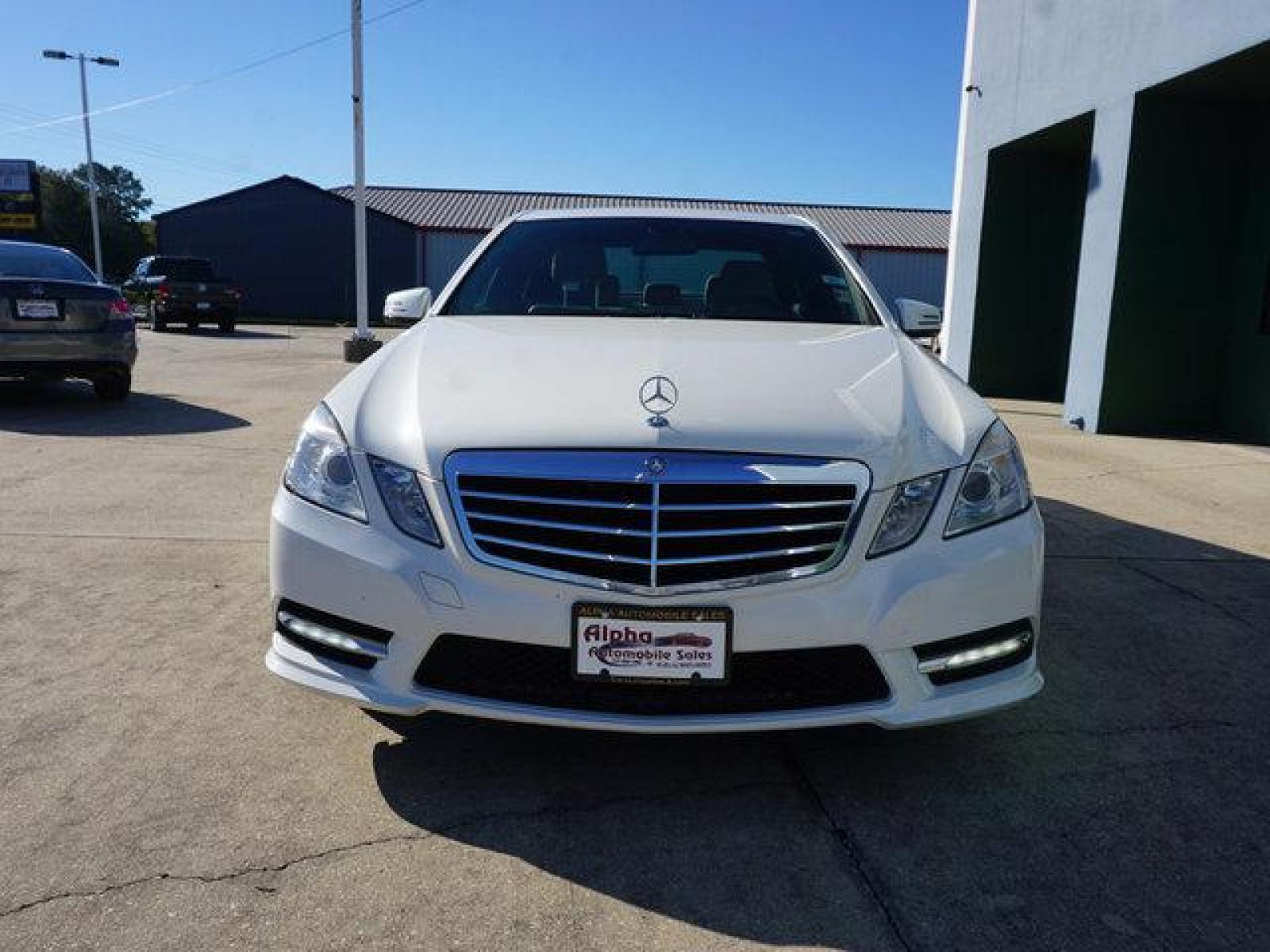 2012 White Mercedes-Benz E-Class (WDDHF5KB4CA) with an 3.5L 6 Cyl engine, 7 Spd Automatic transmission, located at 6904 Johnston St., Lafayette, LA, 70503, (337) 988-1960, 30.143589, -92.100601 - Prices are subject to change as improvements done by the service dept. Prices are for Cash sales only, Plus TTL. This Vehicle is Serviced well and Warranties Available too. Easy Financing. Drives Great and everything works. Price subject to change as improvements done by the service dept. Easy CR - Photo #4