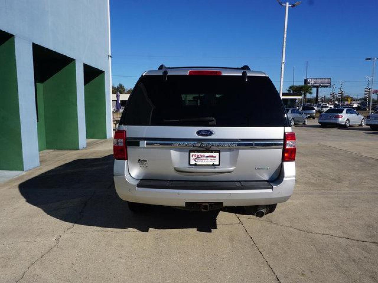 2017 Silver Ford Expedition (1FMJU1HT8HE) with an 3.5L 6 Cyl engine, Automatic transmission, located at 6904 Johnston St., Lafayette, LA, 70503, (337) 988-1960, 30.143589, -92.100601 - Prices are subject to change as improvements done by the service dept. Prices are for Cash sales only, Plus TTL. This Vehicle is Serviced well and Warranties Available too. Easy Financing. Drives Great and everything works. Price subject to change as improvements done by the service dept. Easy CR - Photo #10