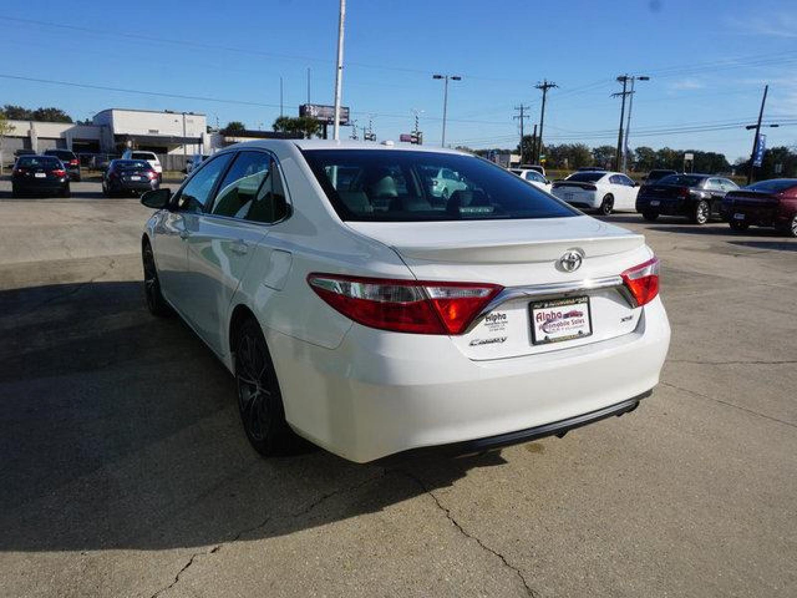 2015 White Toyota Camry (4T1BF1FK3FU) with an 2.5L 4Cyl engine, Automatic transmission, located at 6904 Johnston St., Lafayette, LA, 70503, (337) 988-1960, 30.143589, -92.100601 - Prices are subject to change as improvements done by the service dept. Prices are for Cash sales only, Plus TTL. This Vehicle is Serviced well and Warranties Available too. Easy Financing. Drives Great and everything works. Price subject to change as improvements done by the service dept. Easy CR - Photo #9