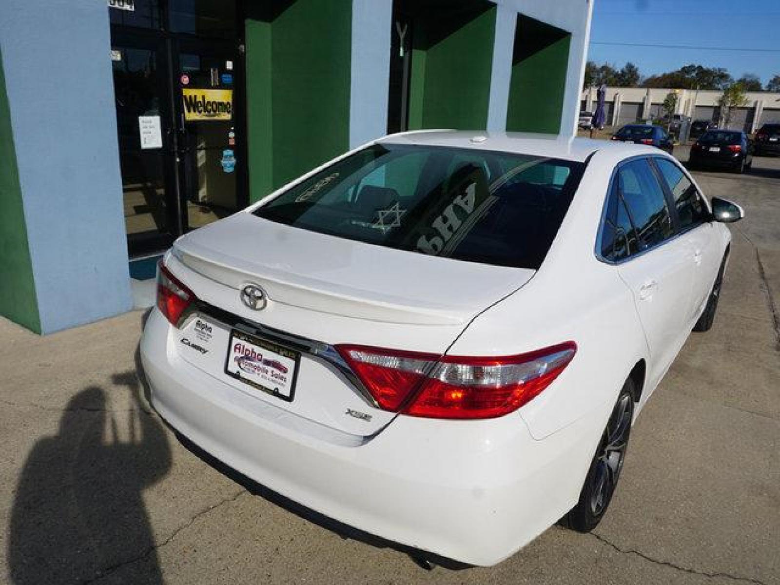 2015 White Toyota Camry (4T1BF1FK3FU) with an 2.5L 4Cyl engine, Automatic transmission, located at 6904 Johnston St., Lafayette, LA, 70503, (337) 988-1960, 30.143589, -92.100601 - Prices are subject to change as improvements done by the service dept. Prices are for Cash sales only, Plus TTL. This Vehicle is Serviced well and Warranties Available too. Easy Financing. Drives Great and everything works. Price subject to change as improvements done by the service dept. Easy CR - Photo #12