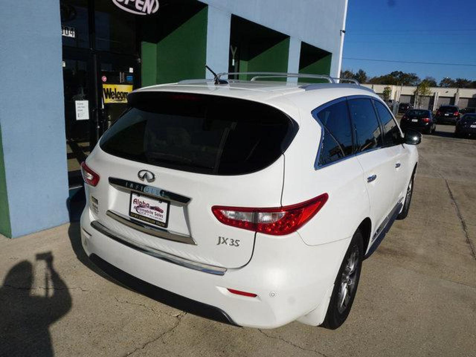 2013 White INFINITI JX35 (5N1AL0MM6DC) with an 3.5L V6 engine, Automatic transmission, located at 6904 Johnston St., Lafayette, LA, 70503, (337) 988-1960, 30.143589, -92.100601 - Prices are subject to change as improvements done by the service dept. Prices are for Cash sales only, Plus TTL. This Vehicle is Serviced well and Warranties Available too. Easy Financing. Drives Great and everything works. Price subject to change as improvements done by the service dept. Easy CR - Photo #12