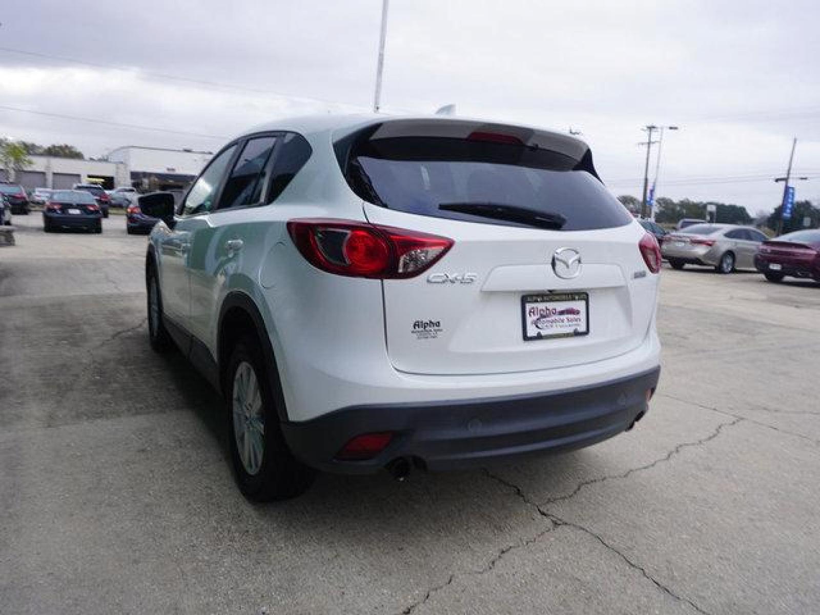 2014 White Mazda CX-5 (JM3KE2CY5E0) with an 2.5L 4Cyl engine, Automatic transmission, located at 6904 Johnston St., Lafayette, LA, 70503, (337) 988-1960, 30.143589, -92.100601 - Prices are subject to change as improvements done by the service dept. Prices are for Cash sales only, Plus TTL. This Vehicle is Serviced well and Warranties Available too. Easy Financing. Drives Great and everything works. Price subject to change as improvements done by the service dept. Easy CR - Photo #8