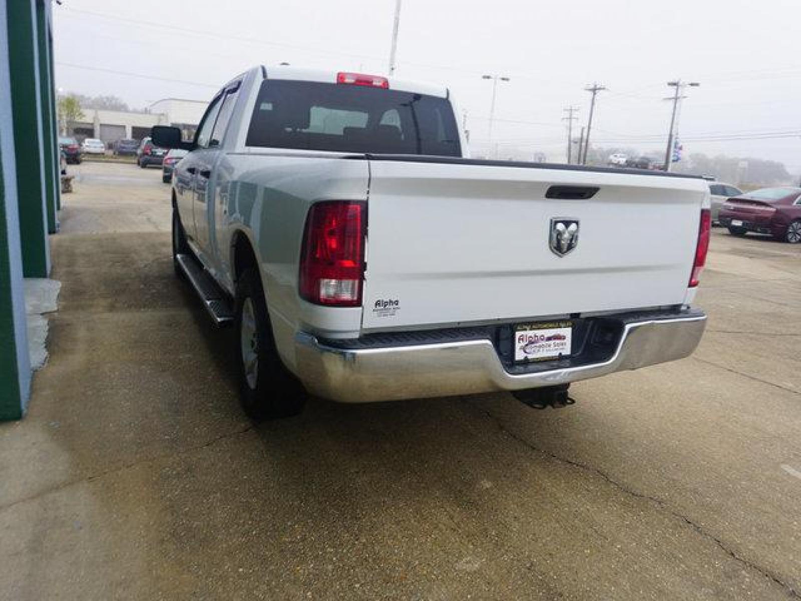 2018 White Ram 1500 (1C6RR6FT6JS) with an 5.7L 8 Cyl engine, 8 Spd Automatic transmission, located at 6904 Johnston St., Lafayette, LA, 70503, (337) 988-1960, 30.143589, -92.100601 - Prices are subject to change as improvements done by the service dept. Prices are for Cash sales only, Plus TTL. This Vehicle is Serviced well and Warranties Available too. Easy Financing. Drives Great and everything works. Price subject to change as improvements done by the service dept. Easy CR - Photo #8