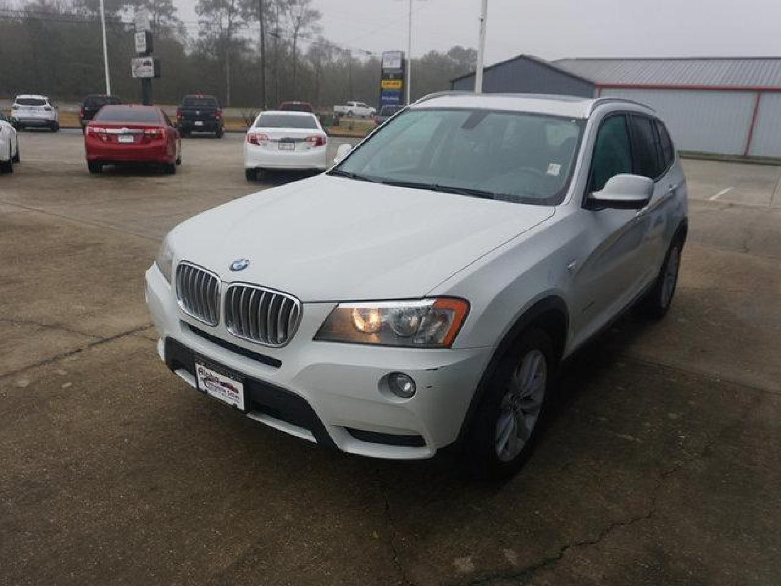 2013 White BMW X3 (5UXWX9C5XD0) with an 2.0L 4Cyl Turbo engine, Automatic transmission, located at 6904 Johnston St., Lafayette, LA, 70503, (337) 988-1960, 30.143589, -92.100601 - Prices are subject to change as improvements done by the service dept. Prices are for Cash sales only, Plus TTL. This Vehicle is Serviced well and Warranties Available too. Easy Financing. Drives Great and everything works. Price subject to change as improvements done by the service dept. Easy CR - Photo #4
