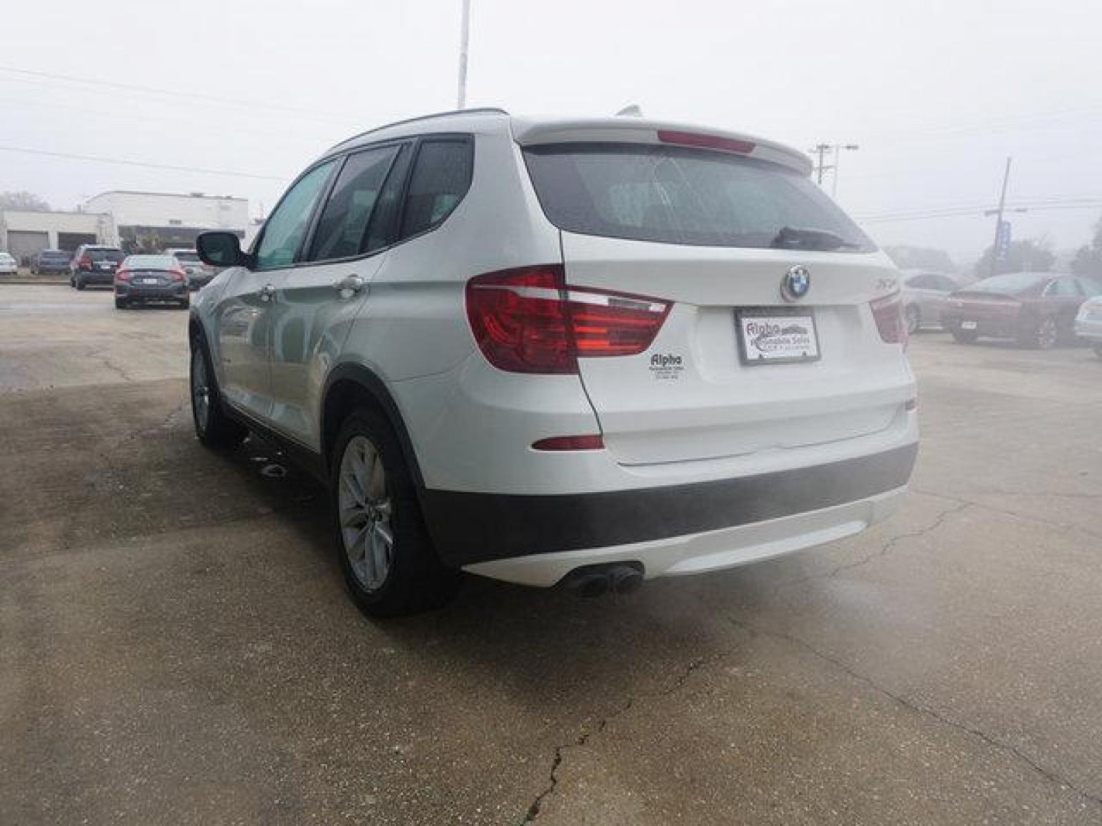 2013 White BMW X3 (5UXWX9C5XD0) with an 2.0L 4Cyl Turbo engine, Automatic transmission, located at 6904 Johnston St., Lafayette, LA, 70503, (337) 988-1960, 30.143589, -92.100601 - Prices are subject to change as improvements done by the service dept. Prices are for Cash sales only, Plus TTL. This Vehicle is Serviced well and Warranties Available too. Easy Financing. Drives Great and everything works. Price subject to change as improvements done by the service dept. Easy CR - Photo #8