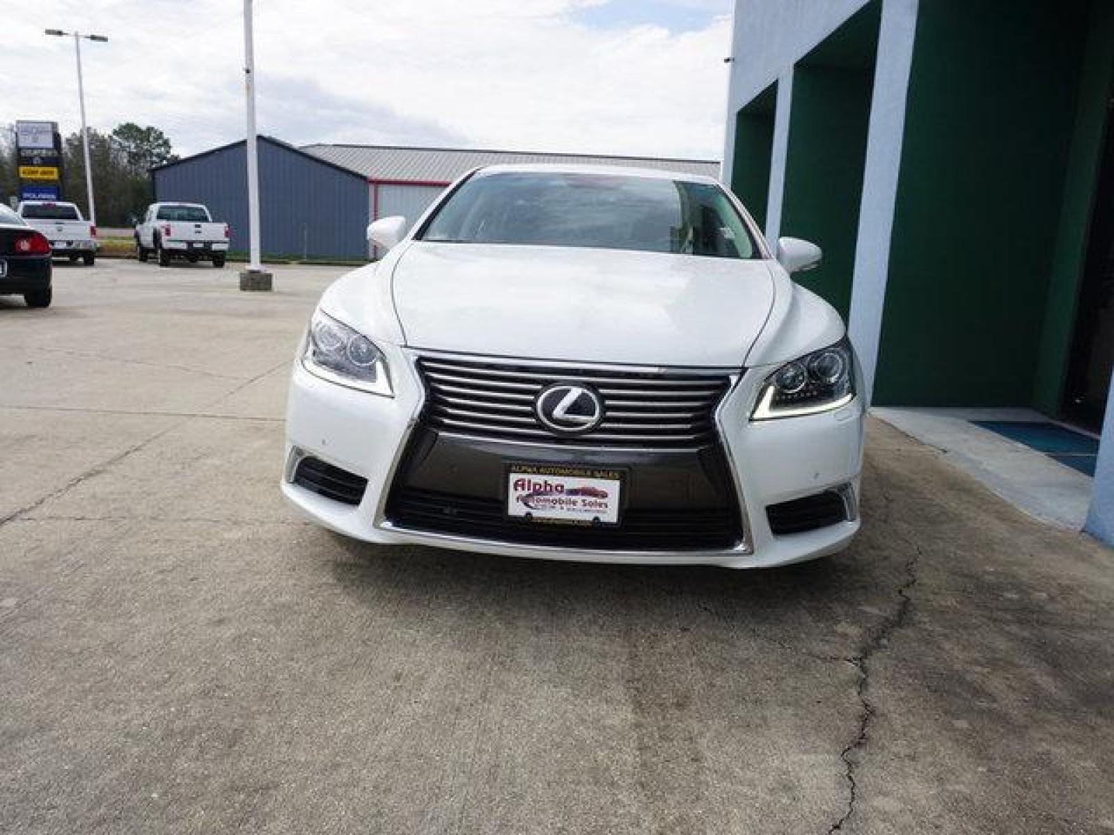2013 White Lexus LS460 (JTHBL5EFXD5) with an 4.6L V8 engine, Automatic transmission, located at 6904 Johnston St., Lafayette, LA, 70503, (337) 988-1960, 30.143589, -92.100601 - Prices are subject to change as improvements done by the service dept. Prices are for Cash sales only, Plus TTL. This Vehicle is Serviced well and Warranties Available too. Easy Financing. Drives Great and everything works. Price subject to change as improvements done by the service dept. Easy CR - Photo #3