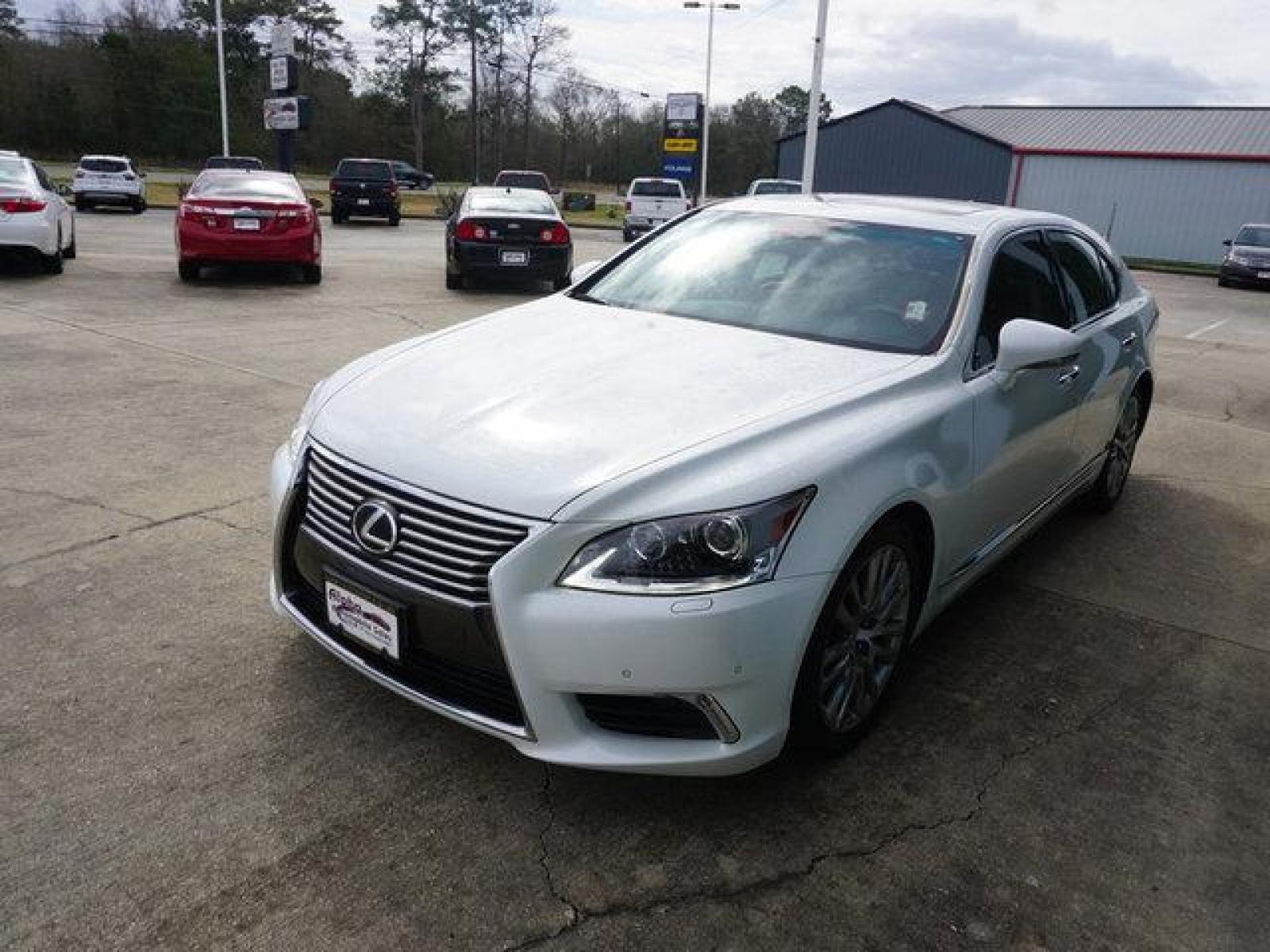 2013 White Lexus LS460 (JTHBL5EFXD5) with an 4.6L V8 engine, Automatic transmission, located at 6904 Johnston St., Lafayette, LA, 70503, (337) 988-1960, 30.143589, -92.100601 - Prices are subject to change as improvements done by the service dept. Prices are for Cash sales only, Plus TTL. This Vehicle is Serviced well and Warranties Available too. Easy Financing. Drives Great and everything works. Price subject to change as improvements done by the service dept. Easy CR - Photo #4