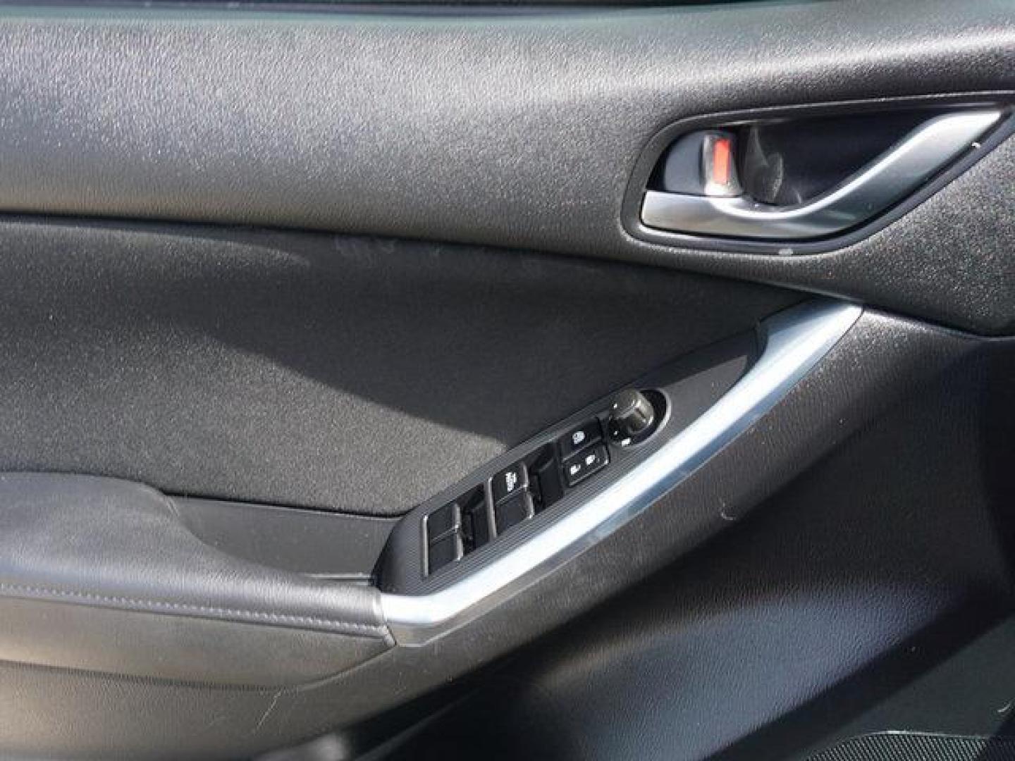 2014 Liquid Silver Metallic /Black Mazda CX-5 FWD 4dr Auto Touring (JM3KE2CY6E0) with an 2.5L 4Cyl engine, Automatic transmission, located at 6904 Johnston St., Lafayette, LA, 70503, (337) 988-1960, 30.143589, -92.100601 - Photo#57