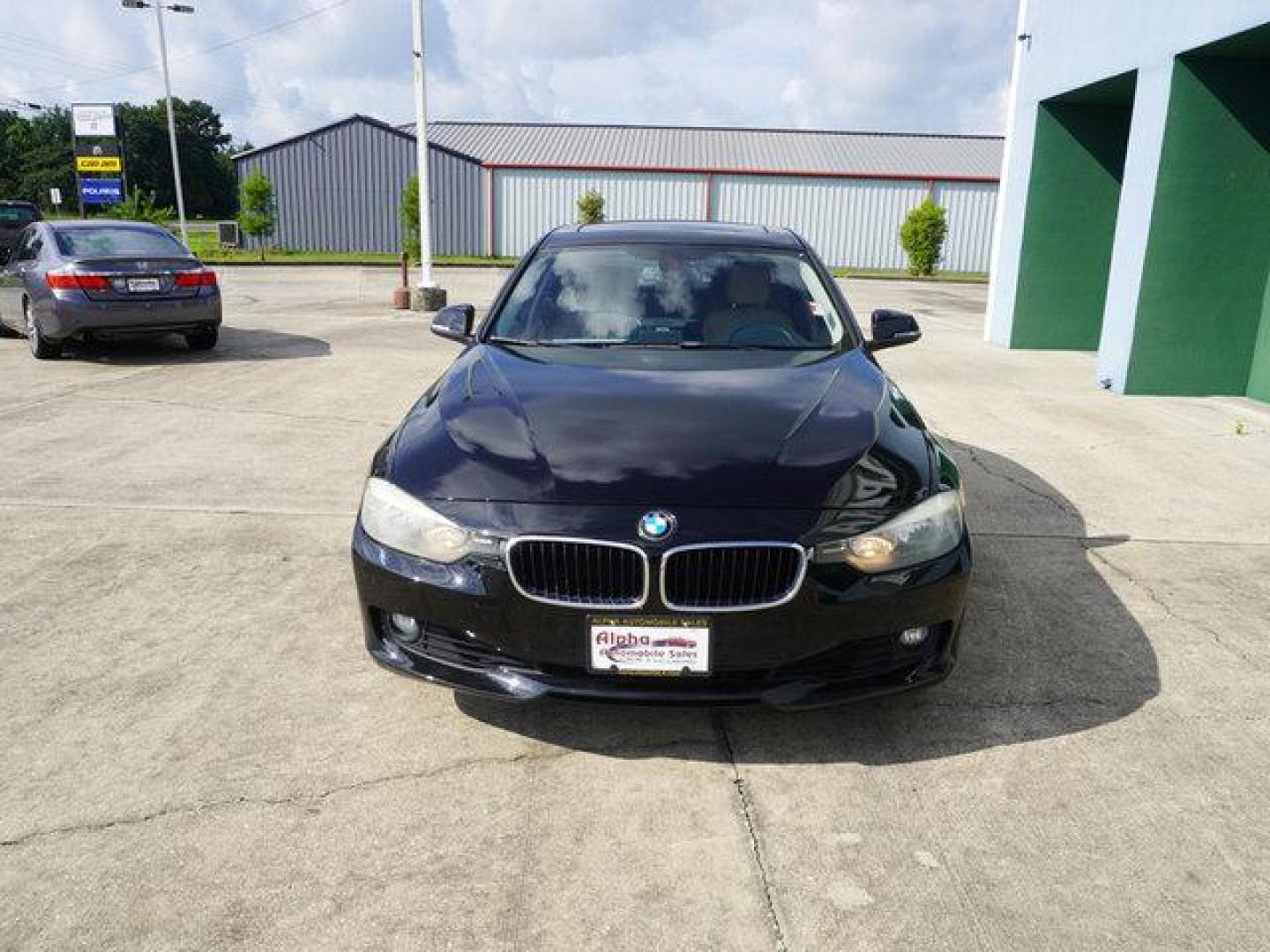 2014 Black /Black/Excl. Stitch BMW 3 Series 4dr Sdn 328i RWD (WBA3A5G52EN) with an 2.0L 4 Cyl engine, 8 Spd Automatic transmission, located at 6904 Johnston St., Lafayette, LA, 70503, (337) 988-1960, 30.143589, -92.100601 - Photo#36