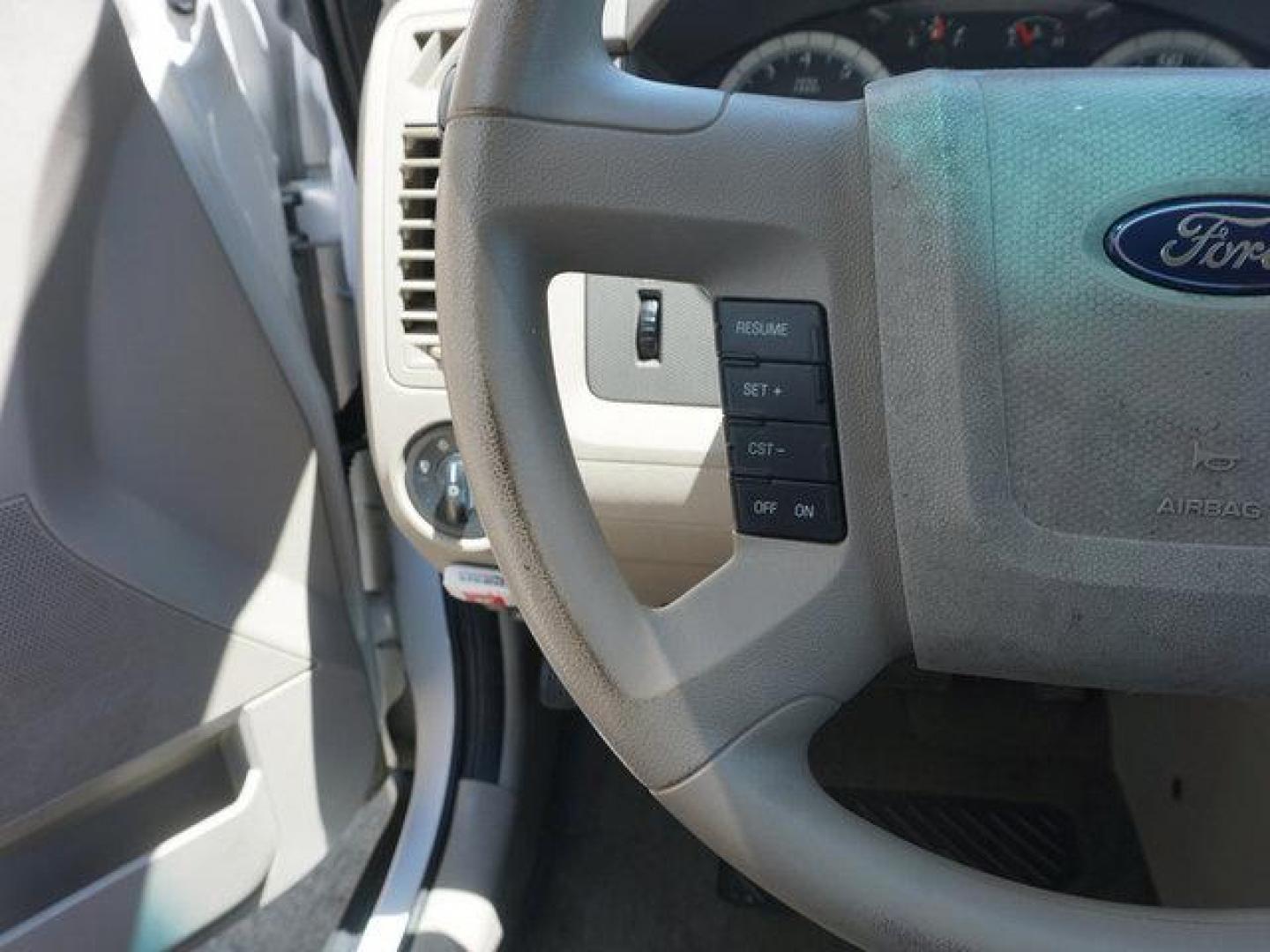2008 Oxford White /Camel Ford Escape 4WD 4dr I4 Auto XLT (1FMCU93Z98K) with an 2.3L 4Cyl engine, Automatic transmission, located at 6904 Johnston St., Lafayette, LA, 70503, (337) 988-1960, 30.143589, -92.100601 - Photo#59