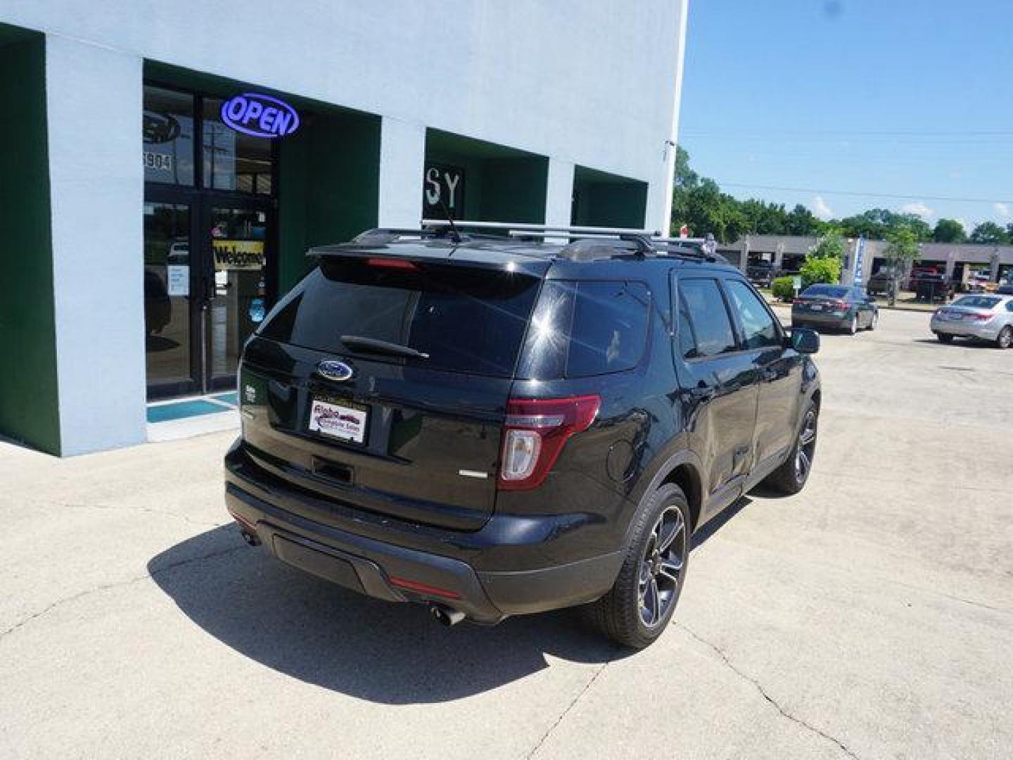 2015 Tuxedo Black Metallic /Charcoal Black/Sienna Ford Explorer 4WD 4dr Sport (1FM5K8GT8FG) with an 3.5L V6 EcoBoost engine, Automatic transmission, located at 6904 Johnston St., Lafayette, LA, 70503, (337) 988-1960, 30.143589, -92.100601 - Photo#40