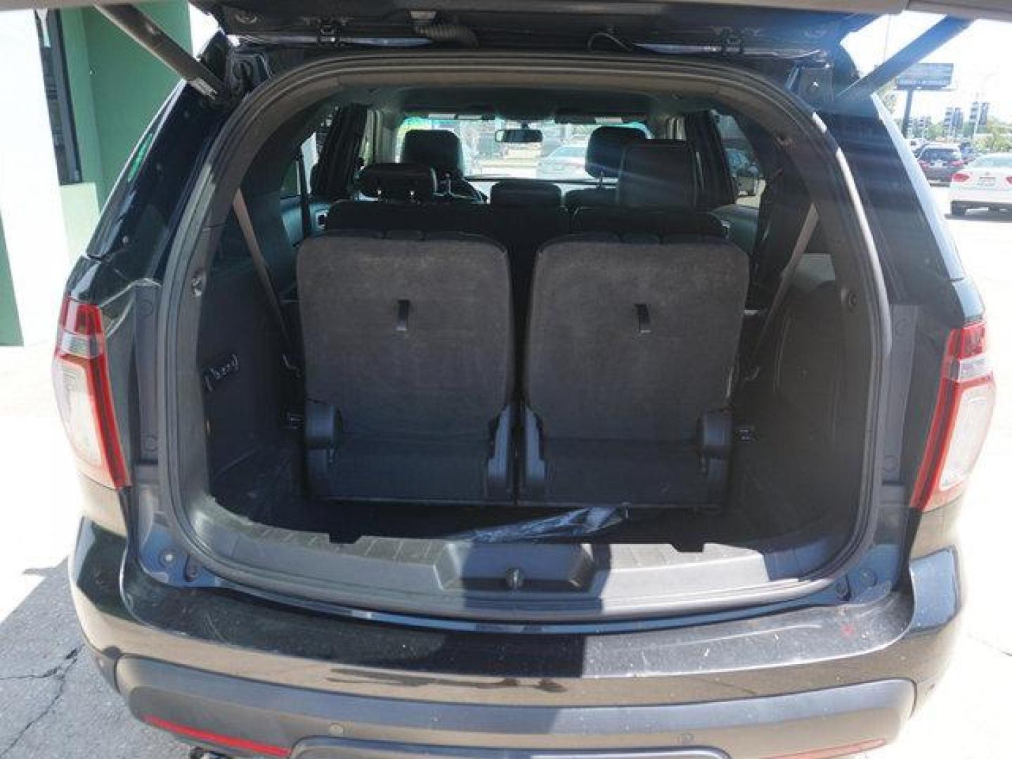 2015 Tuxedo Black Metallic /Charcoal Black/Sienna Ford Explorer 4WD 4dr Sport (1FM5K8GT8FG) with an 3.5L V6 EcoBoost engine, Automatic transmission, located at 6904 Johnston St., Lafayette, LA, 70503, (337) 988-1960, 30.143589, -92.100601 - Photo#42