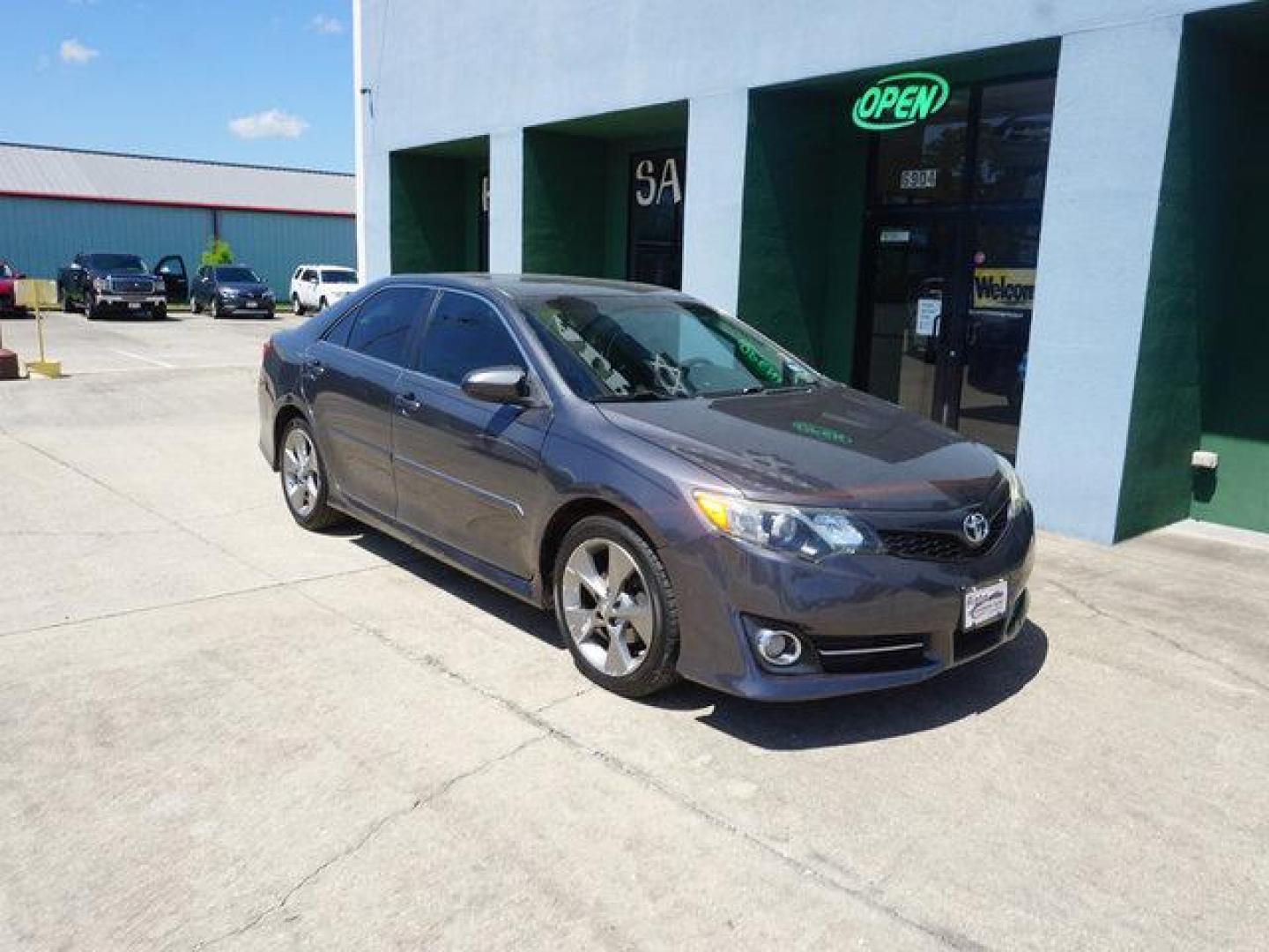 2012 Gray /Black/Ash Toyota Camry 4dr Sdn V6 Auto SE (Natl) (4T1BK1FK7CU) with an 3.5L 6 Cyl engine, Automatic transmission, located at 6904 Johnston St., Lafayette, LA, 70503, (337) 988-1960, 30.143589, -92.100601 - Photo#36