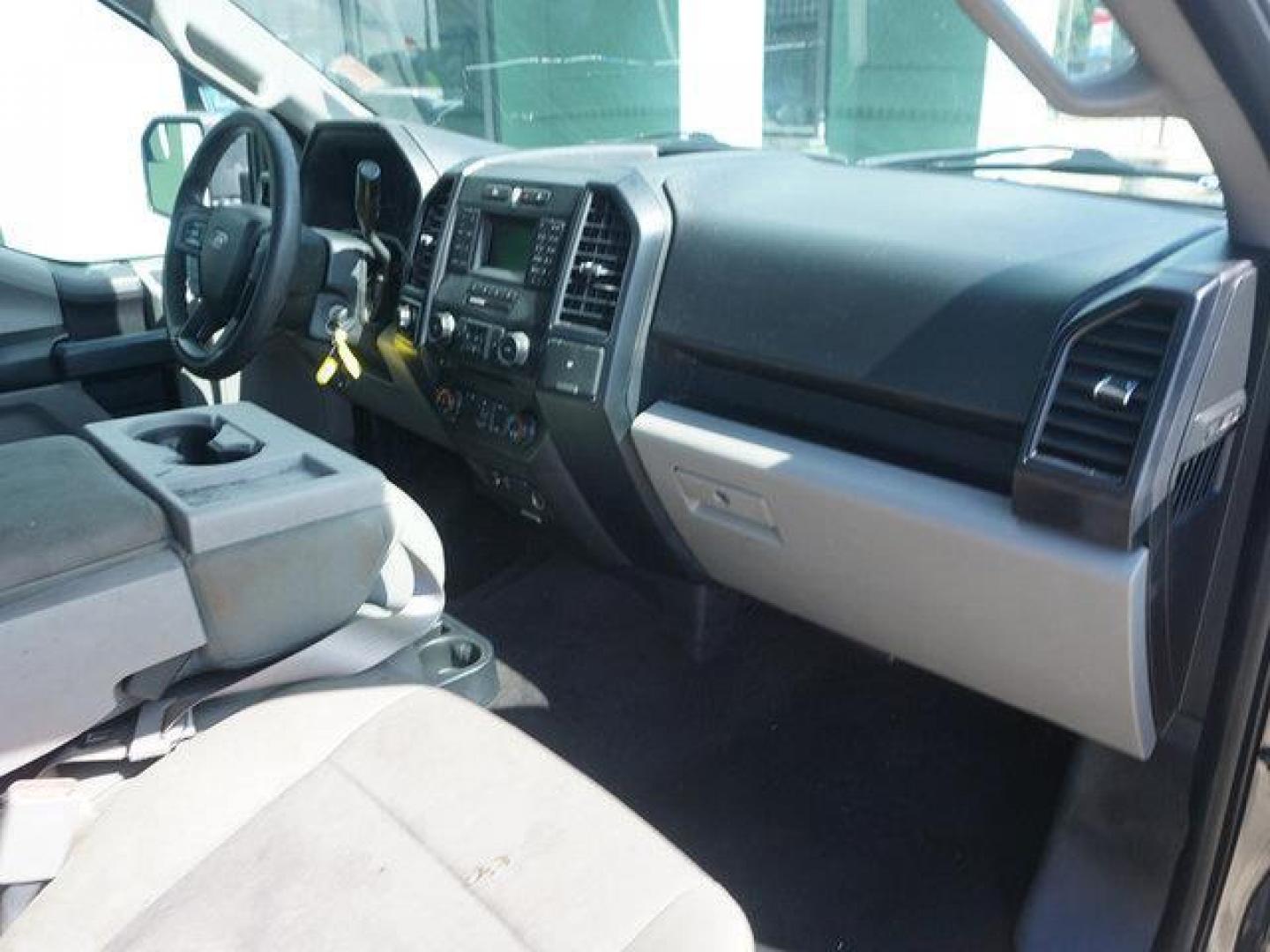 2015 Gray /Dark Earth Gray Ford F-150 2WD SuperCab 145 XL (1FTEX1CP0FK) with an 2.7L 6 Cyl engine, Automatic transmission, located at 6904 Johnston St., Lafayette, LA, 70503, (337) 988-1960, 30.143589, -92.100601 - Photo#17