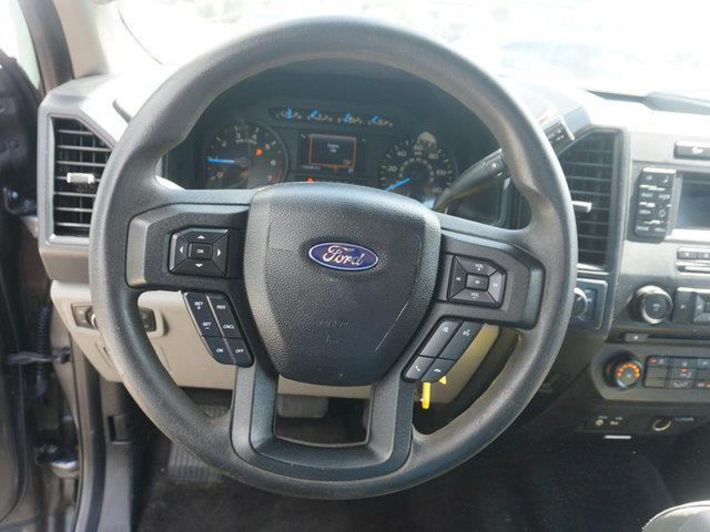 2015 Gray /Dark Earth Gray Ford F-150 2WD SuperCab 145 XL (1FTEX1CP0FK) with an 2.7L 6 Cyl engine, Automatic transmission, located at 6904 Johnston St., Lafayette, LA, 70503, (337) 988-1960, 30.143589, -92.100601 - Photo#26