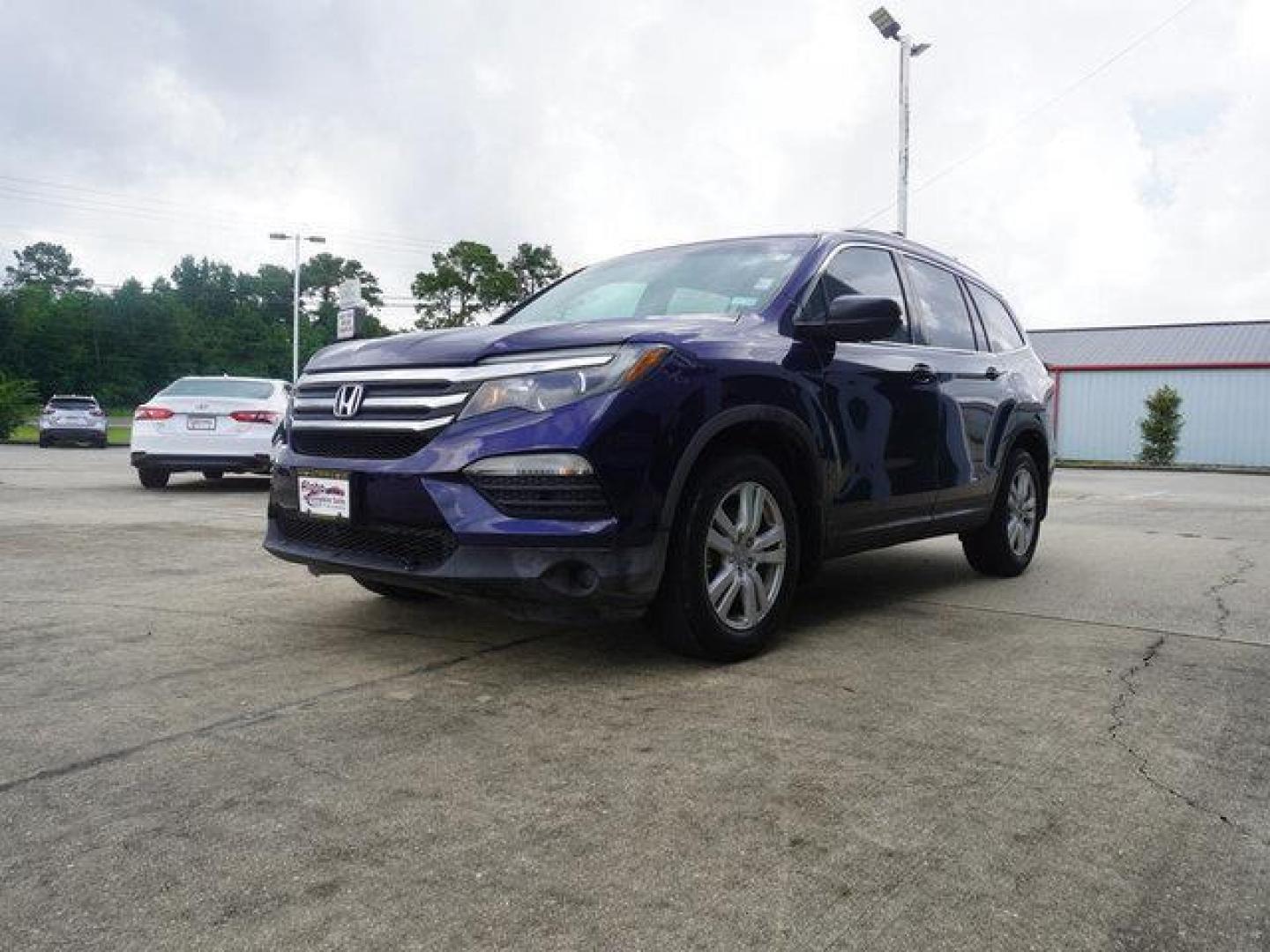 2016 Obsidian Blue Pearl /Beige Honda Pilot 2WD 4dr LX (5FNYF5H14GB) with an 3.5L V6 engine, Automatic transmission, located at 6904 Johnston St., Lafayette, LA, 70503, (337) 988-1960, 30.143589, -92.100601 - Photo#5