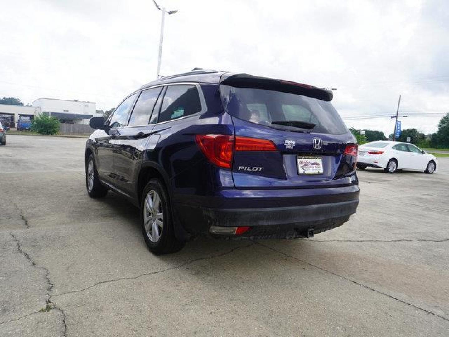 2016 Obsidian Blue Pearl /Beige Honda Pilot 2WD 4dr LX (5FNYF5H14GB) with an 3.5L V6 engine, Automatic transmission, located at 6904 Johnston St., Lafayette, LA, 70503, (337) 988-1960, 30.143589, -92.100601 - Photo#8