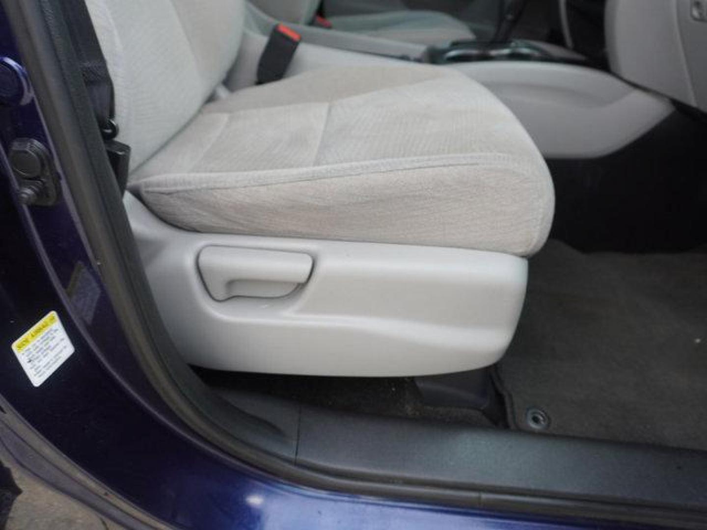 2016 Obsidian Blue Pearl /Beige Honda Pilot 2WD 4dr LX (5FNYF5H14GB) with an 3.5L V6 engine, Automatic transmission, located at 6904 Johnston St., Lafayette, LA, 70503, (337) 988-1960, 30.143589, -92.100601 - Photo#48