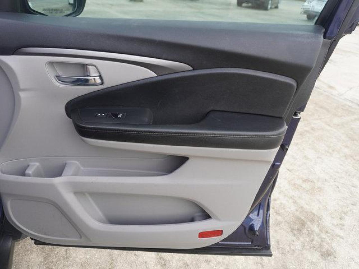 2016 Obsidian Blue Pearl /Beige Honda Pilot 2WD 4dr LX (5FNYF5H14GB) with an 3.5L V6 engine, Automatic transmission, located at 6904 Johnston St., Lafayette, LA, 70503, (337) 988-1960, 30.143589, -92.100601 - Photo#50
