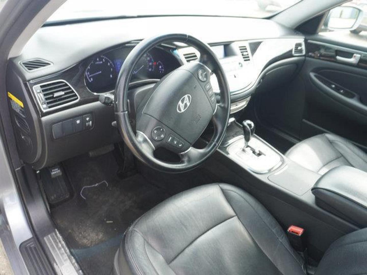 2014 Grey /Cashmere Hyundai Genesis 4dr Sdn V6 3.8L (KMHGC4DD6EU) with an 3.8L V6 engine, Automatic transmission, located at 6904 Johnston St., Lafayette, LA, 70503, (337) 988-1960, 30.143589, -92.100601 - Photo#23
