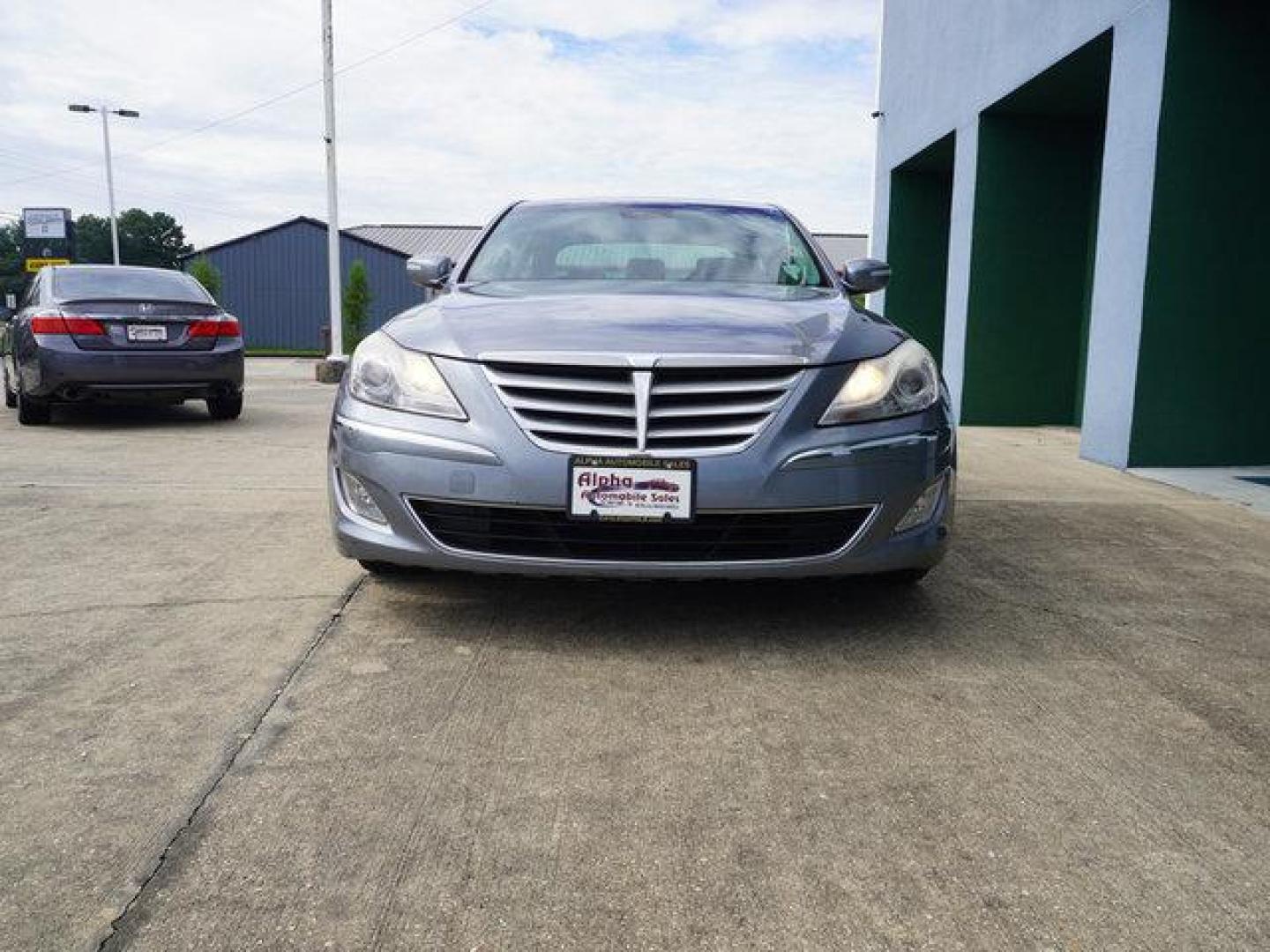 2014 Grey /Cashmere Hyundai Genesis 4dr Sdn V6 3.8L (KMHGC4DD6EU) with an 3.8L V6 engine, Automatic transmission, located at 6904 Johnston St., Lafayette, LA, 70503, (337) 988-1960, 30.143589, -92.100601 - Photo#37