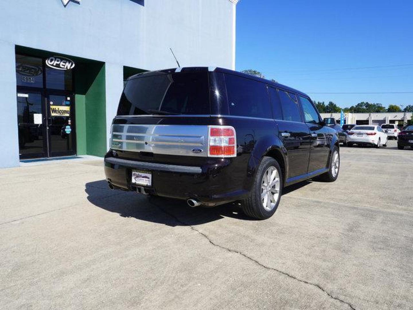 2013 Tuxedo Black Metallic /Charcoal Black Ford Flex 4dr Limited FWD (2FMGK5D88DB) with an 3.5L V6 engine, Automatic transmission, located at 6904 Johnston St., Lafayette, LA, 70503, (337) 988-1960, 30.143589, -92.100601 - Photo#45